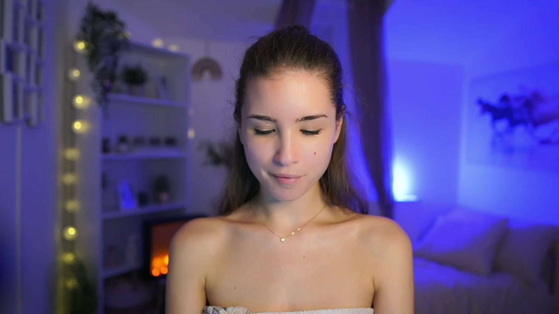 Gallery image thumbnail from Shy_jane's myfreecams stream on, 11/21/2023, 14:15 image 12 of 20