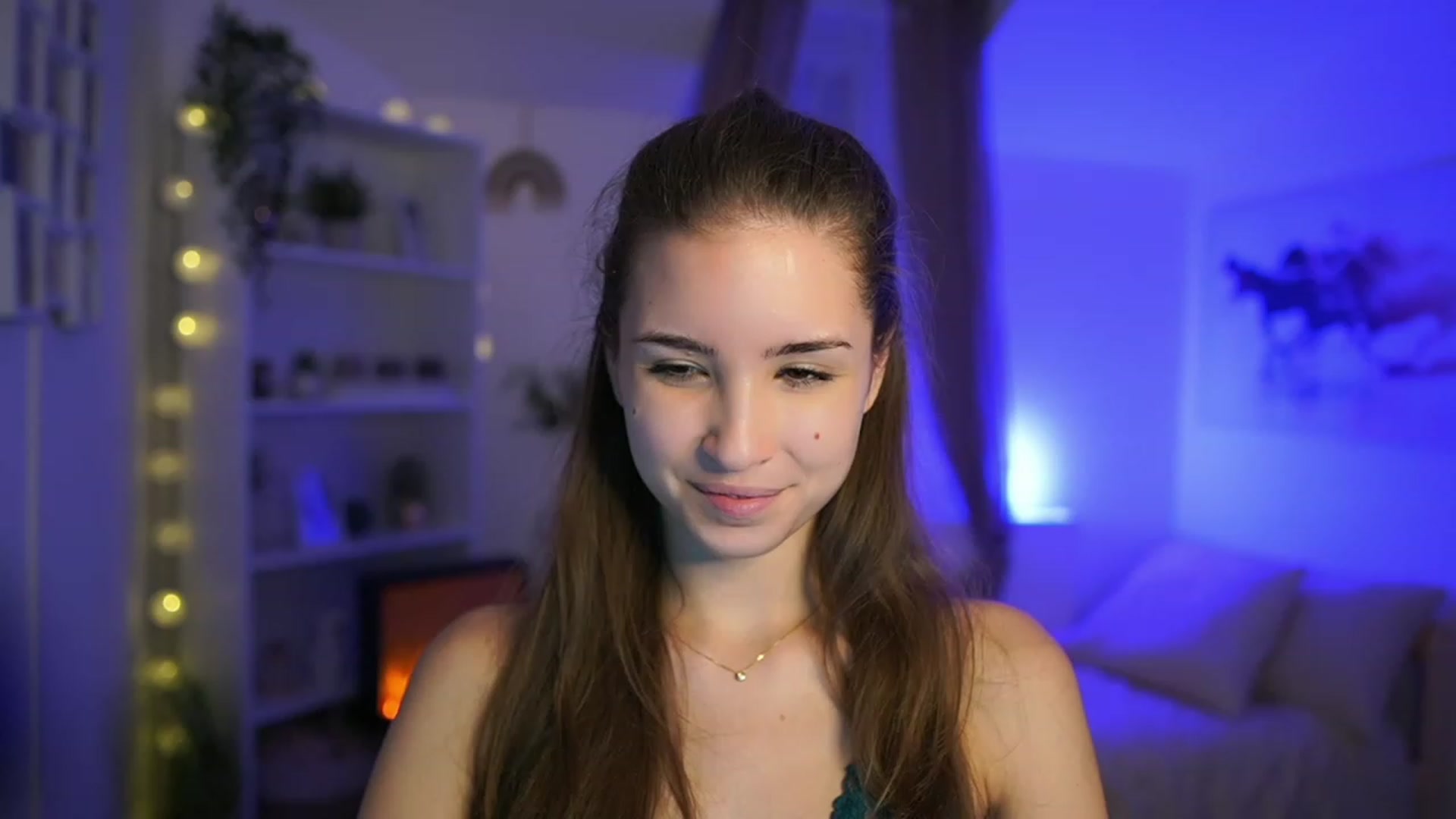 Gallery image thumbnail from Shy_jane's myfreecams stream on, 11/21/2023, 17:02 image 20 of 20