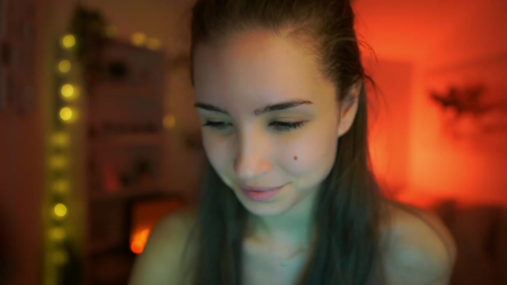 Gallery image thumbnail from Shy_jane's myfreecams stream on, 11/21/2023, 17:37 image 15 of 20