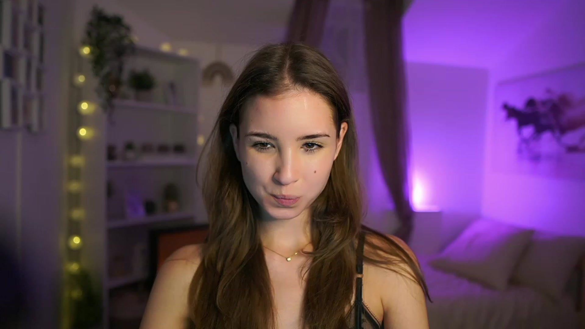 Gallery image thumbnail from Shy_jane's myfreecams stream on, 11/23/2023, 14:52 image 11 of 20