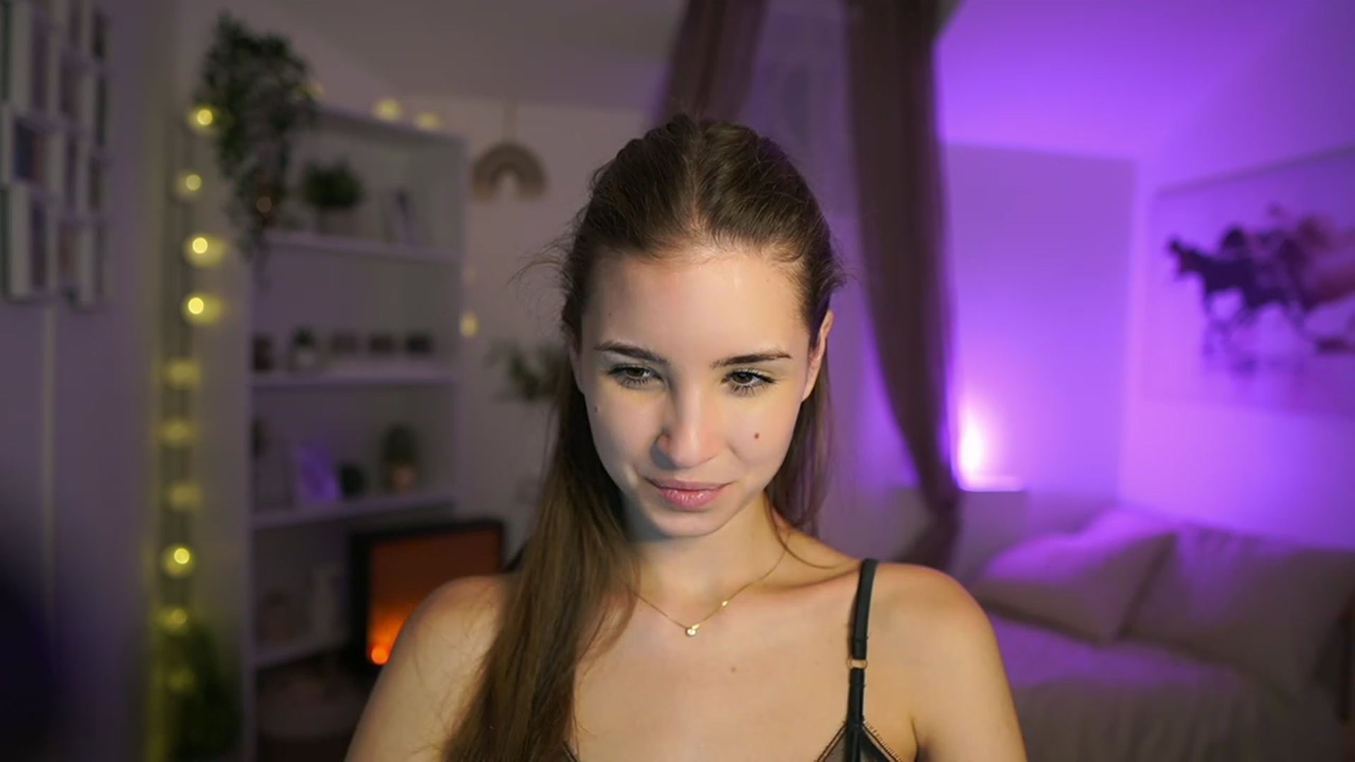 Gallery image thumbnail from Shy_jane's myfreecams stream on, 11/23/2023, 16:50 image 19 of 20