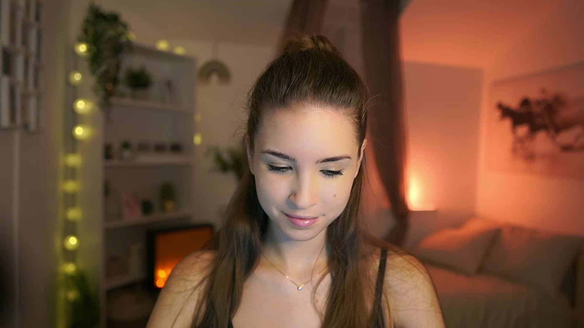 Gallery image thumbnail from Shy_jane's myfreecams stream on, 11/24/2023, 10:37 image 5 of 20