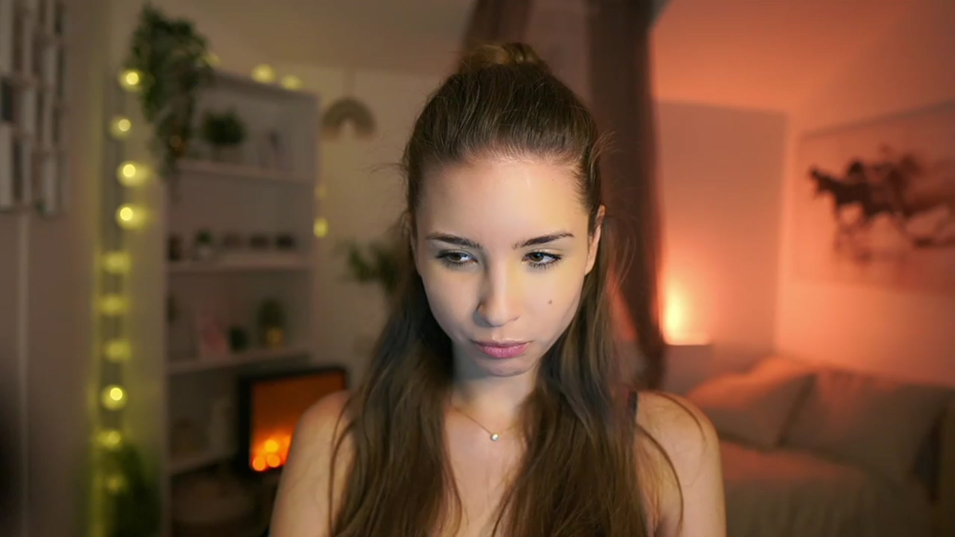 Gallery image thumbnail from Shy_jane's myfreecams stream on, 11/24/2023, 11:32 image 1 of 20