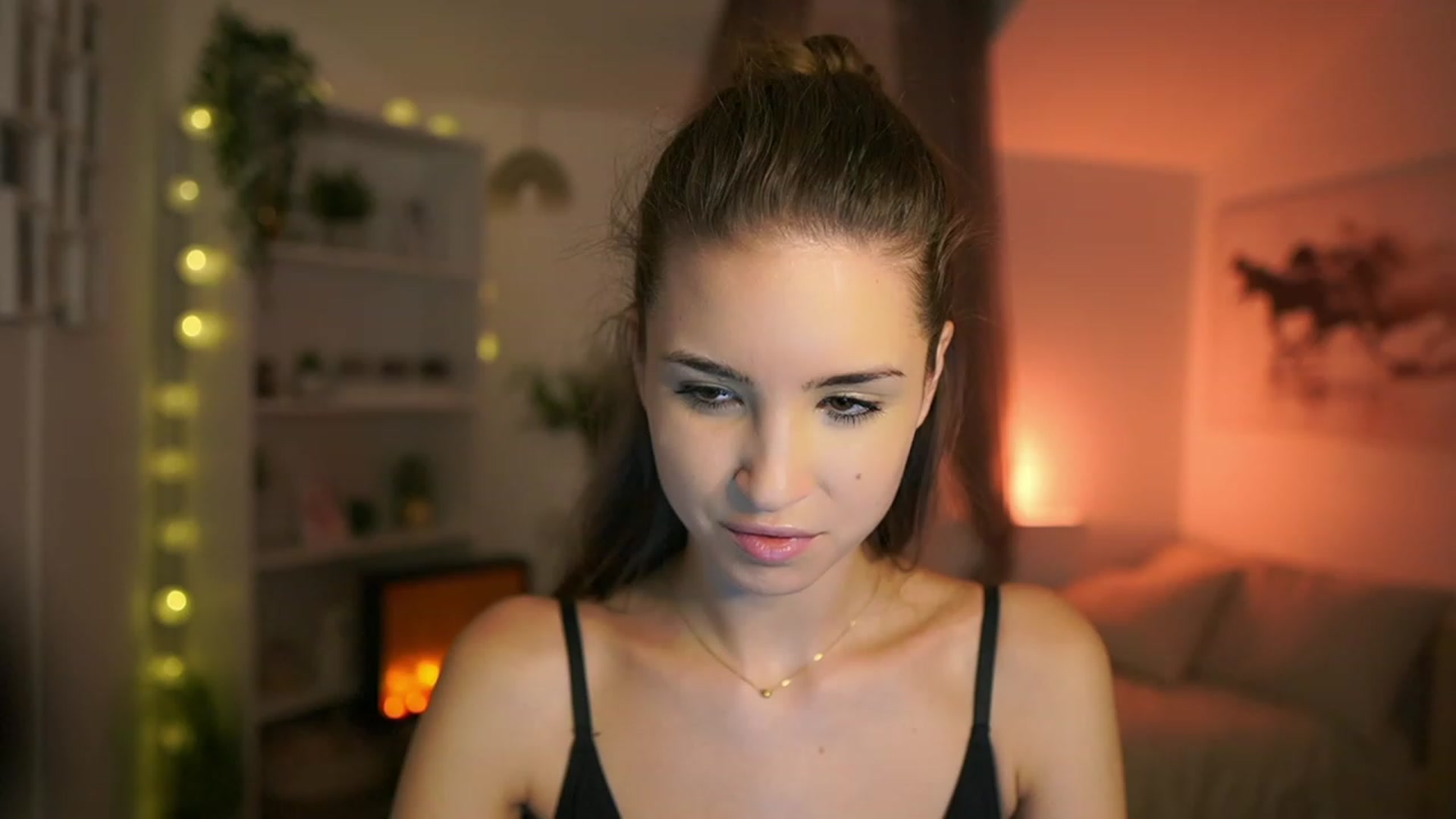 Gallery image thumbnail from Shy_jane's myfreecams stream on, 11/24/2023, 12:29 image 11 of 20