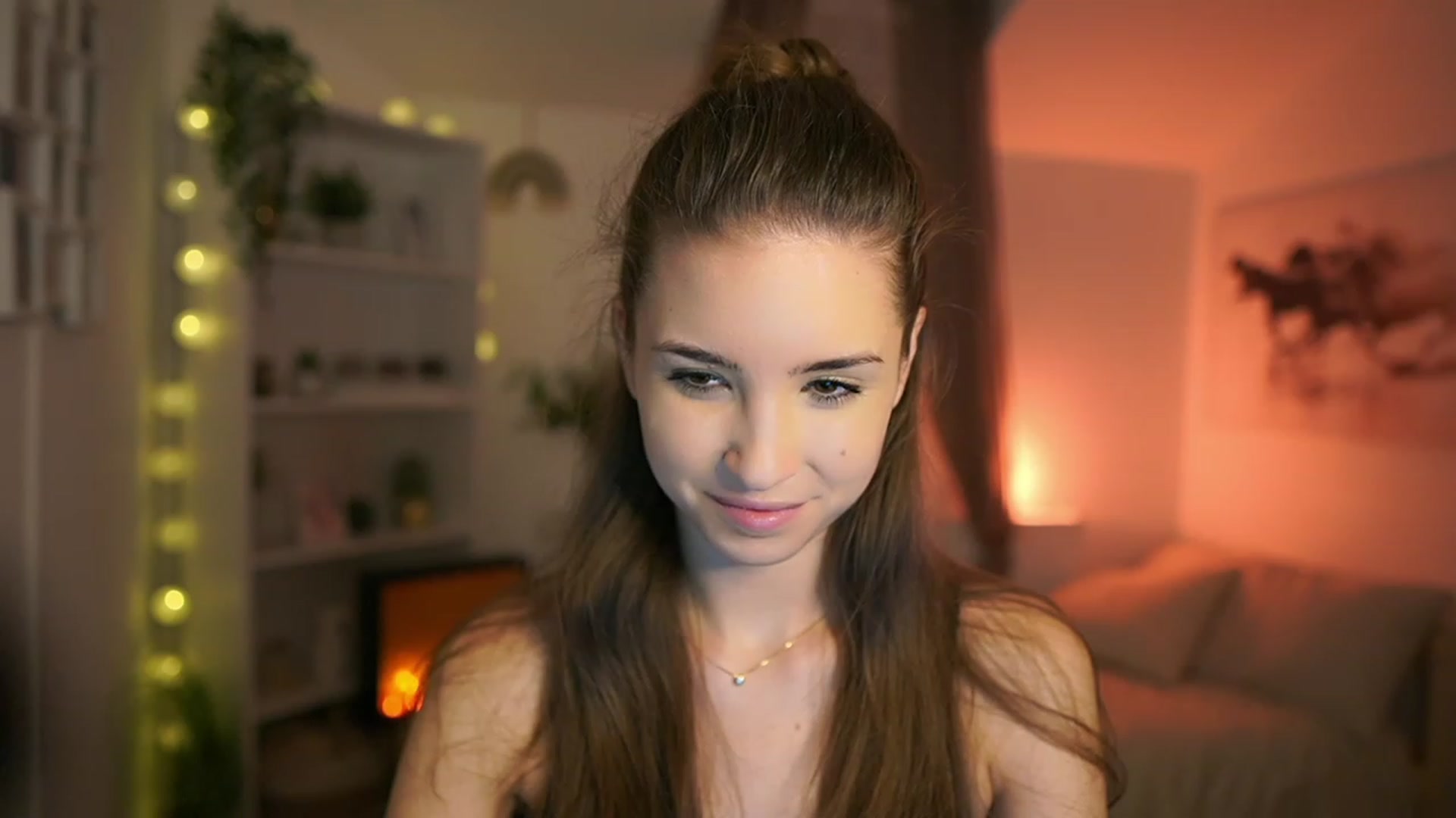 Gallery image thumbnail from Shy_jane's myfreecams stream on, 11/24/2023, 12:29 image 17 of 20