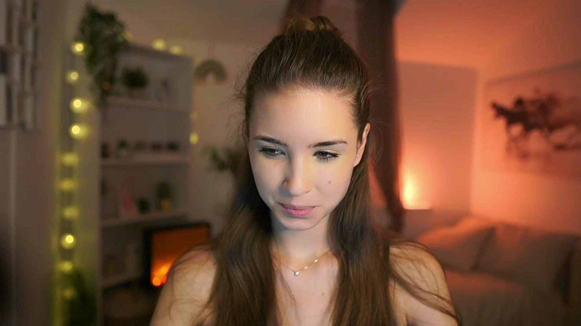Gallery image thumbnail from Shy_jane's myfreecams stream on, 11/24/2023, 12:29 image 18 of 20
