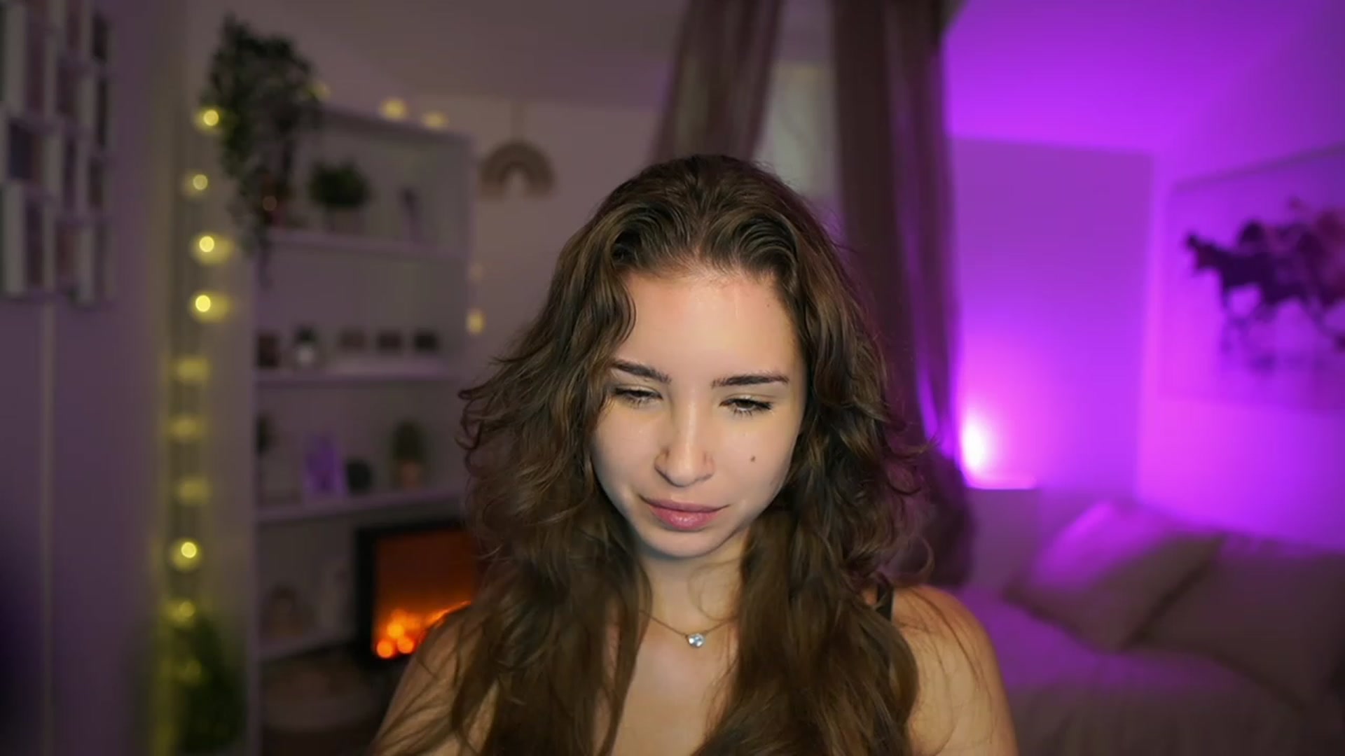 Gallery image thumbnail from Shy_jane's myfreecams stream on, 11/28/2023, 09:58 image 16 of 20