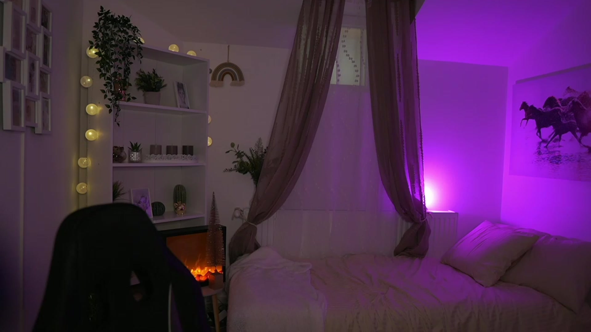 Gallery image thumbnail from Shy_jane's myfreecams stream on, 11/28/2023, 10:32 image 11 of 20