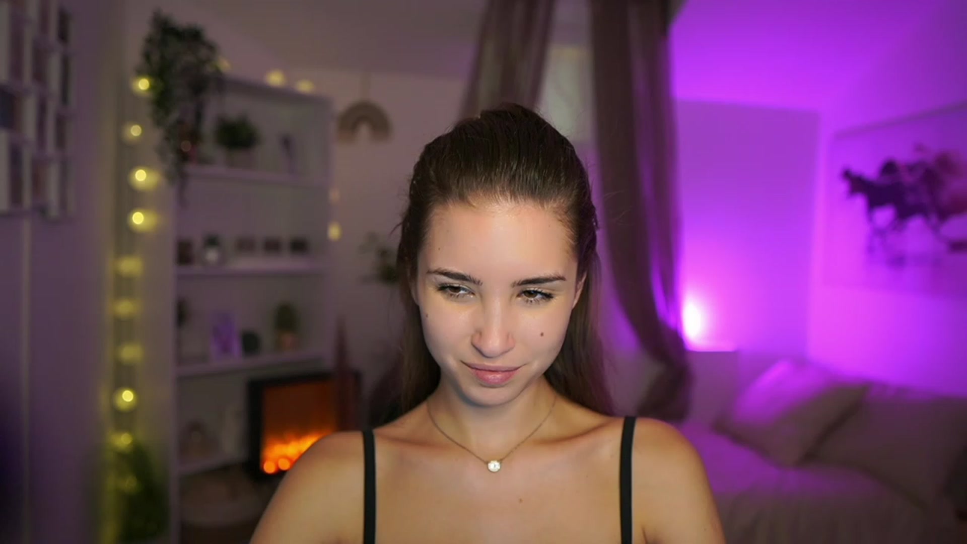 Gallery image thumbnail from Shy_jane's myfreecams stream on, 11/28/2023, 13:58 image 2 of 20