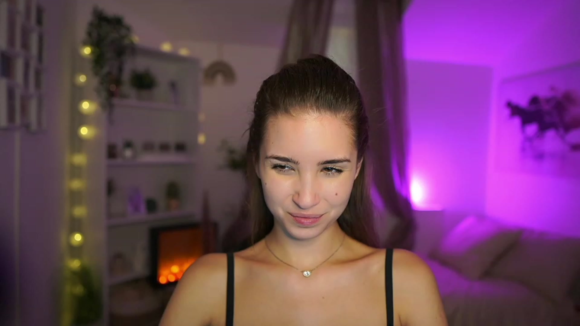 Gallery image thumbnail from Shy_jane's myfreecams stream on, 11/28/2023, 13:58 image 6 of 20