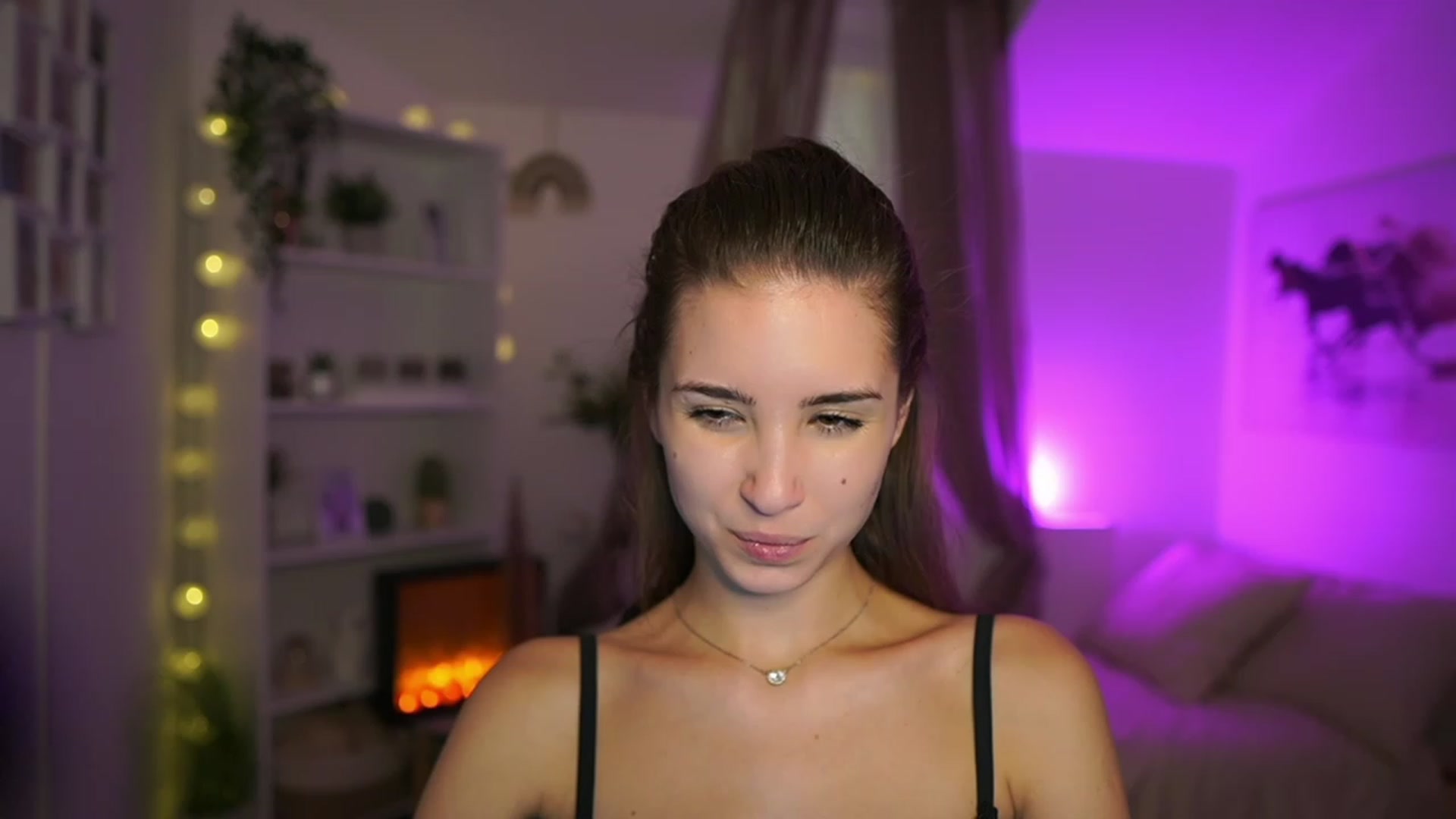 Gallery image thumbnail from Shy_jane's myfreecams stream on, 11/28/2023, 13:58 image 9 of 20