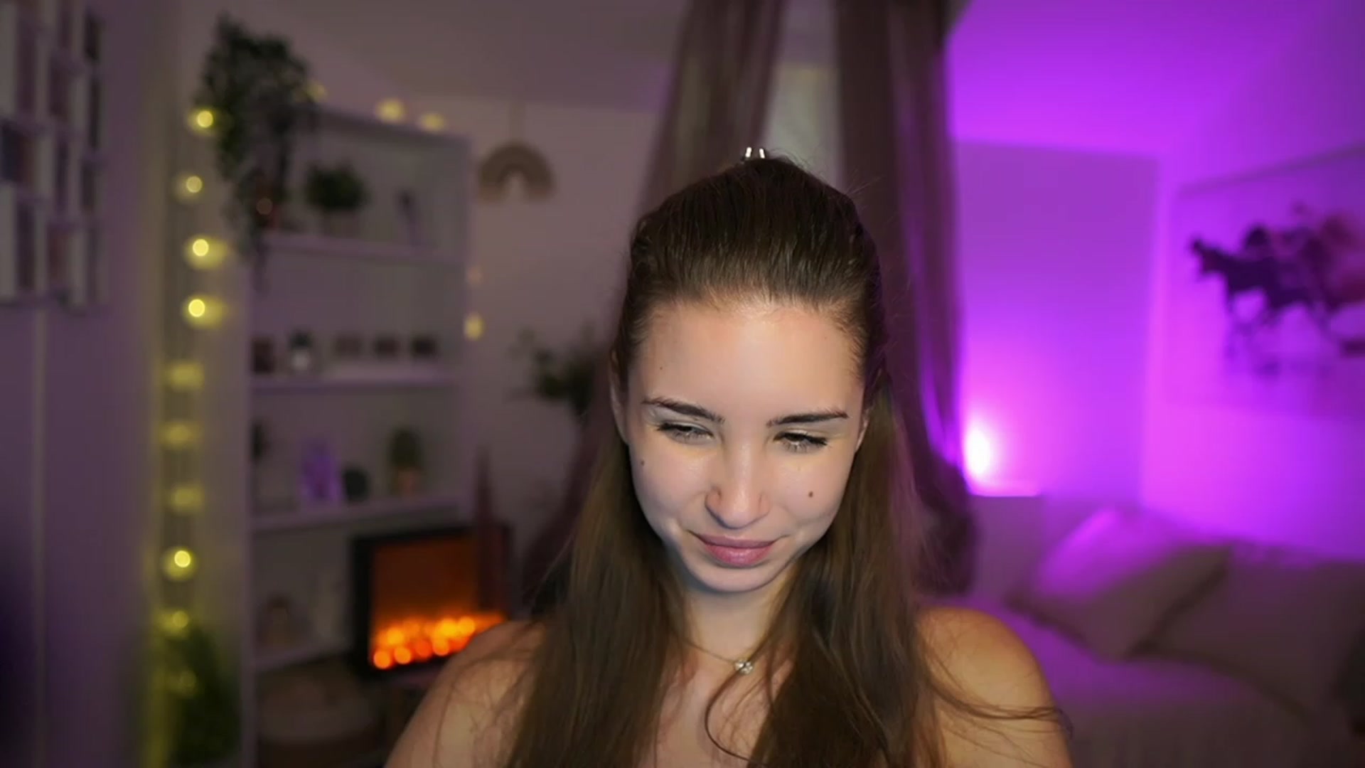 Gallery image thumbnail from Shy_jane's myfreecams stream on, 11/28/2023, 15:29 image 5 of 20