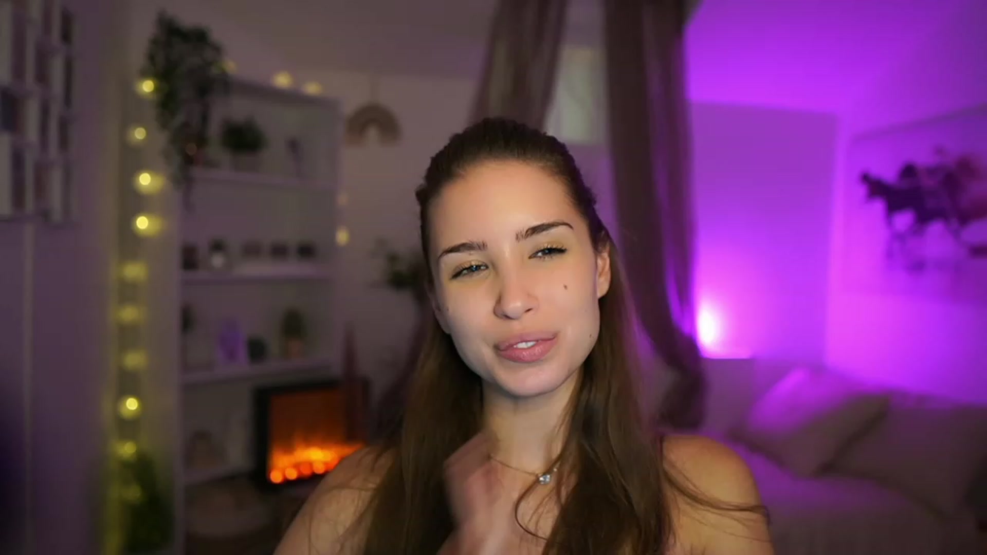Gallery image thumbnail from Shy_jane's myfreecams stream on, 11/28/2023, 15:29 image 4 of 20