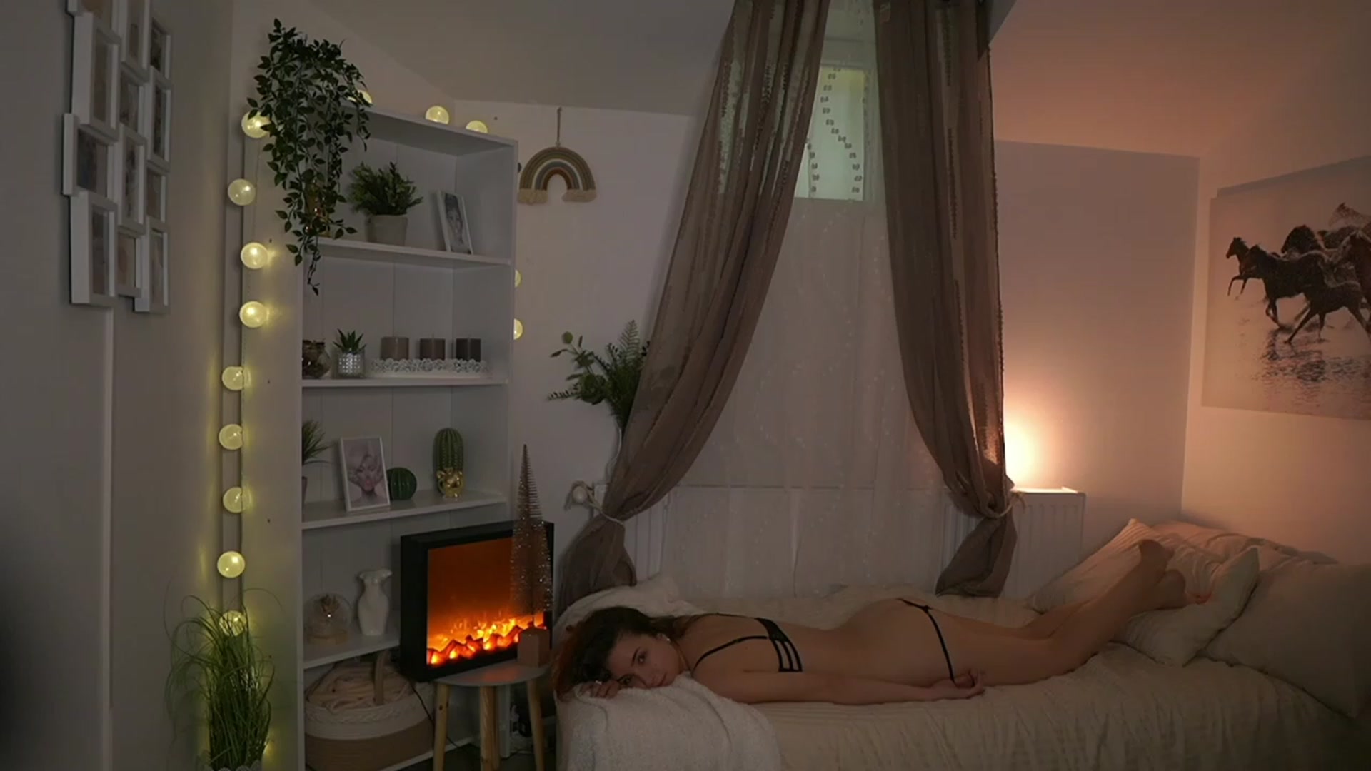 Gallery image thumbnail from Shy_jane's myfreecams stream on, 11/30/2023, 12:26 image 13 of 20