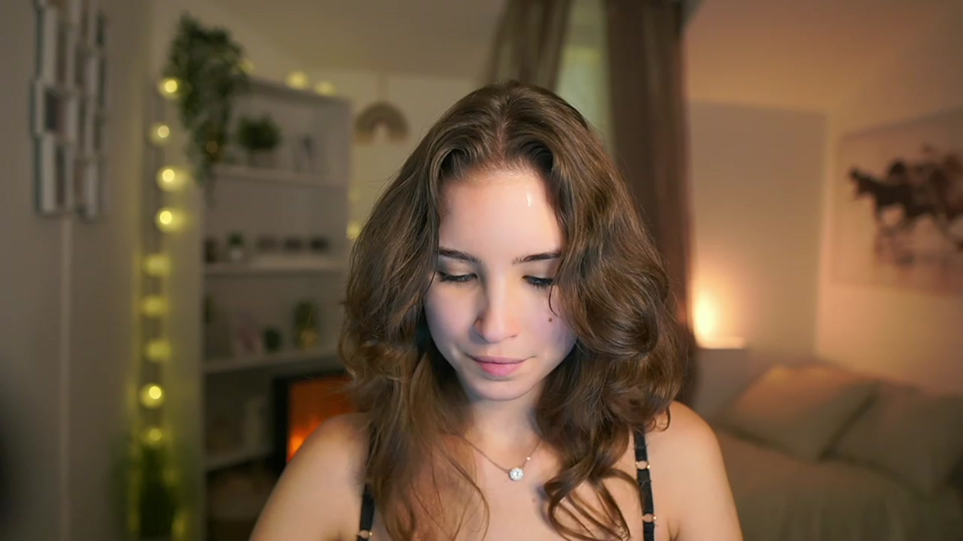 Gallery image thumbnail from Shy_jane's myfreecams stream on, 11/30/2023, 18:36 image 8 of 20