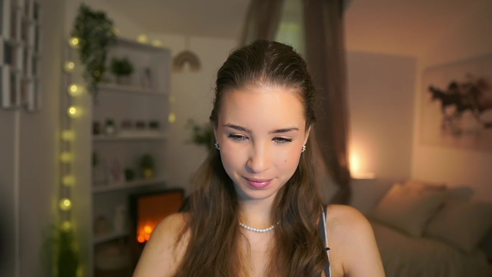Gallery image thumbnail from Shy_jane's myfreecams stream on, 12/01/2023, 09:54 image 5 of 20