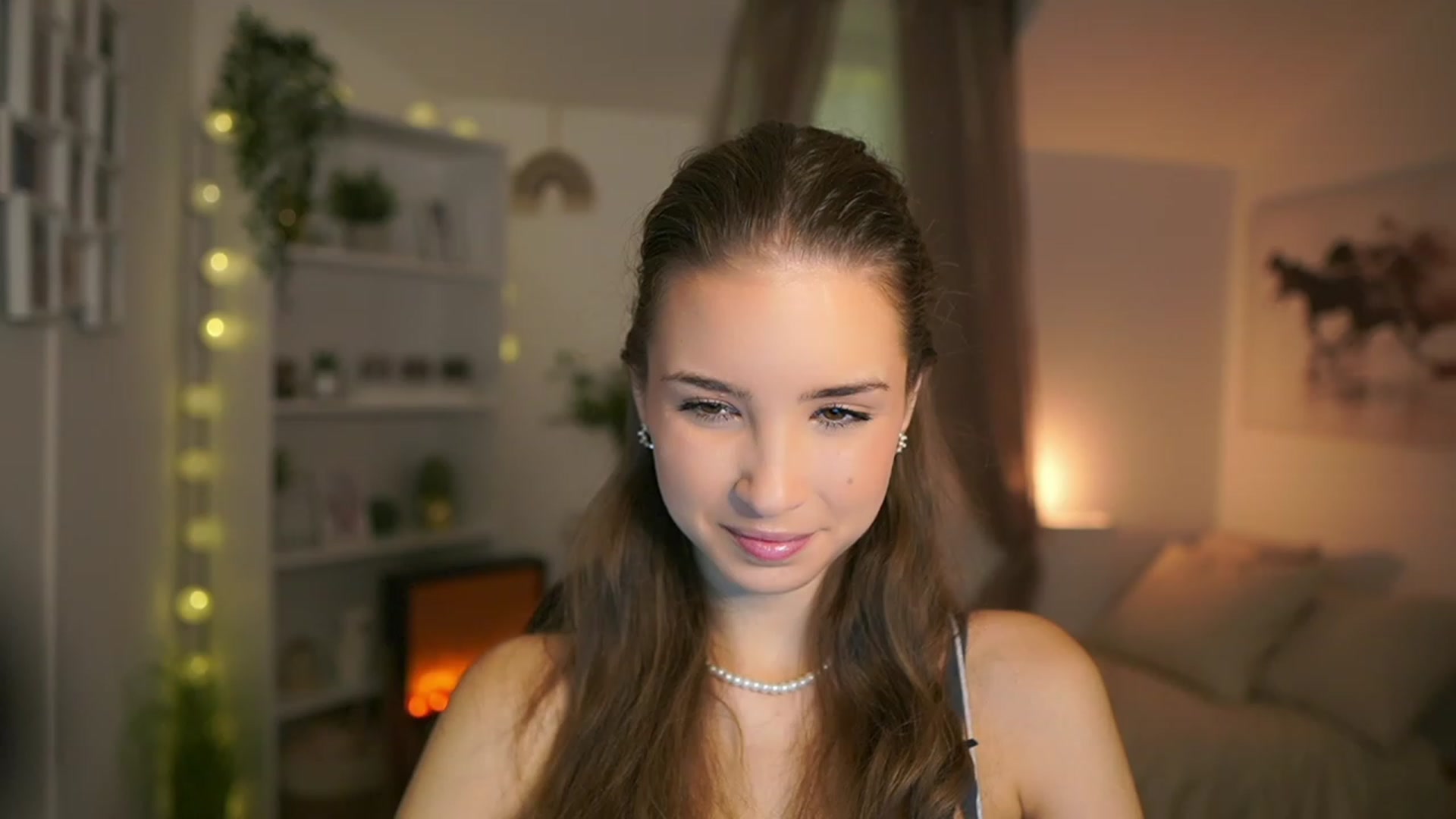Gallery image thumbnail from Shy_jane's myfreecams stream on, 12/01/2023, 09:54 image 6 of 20