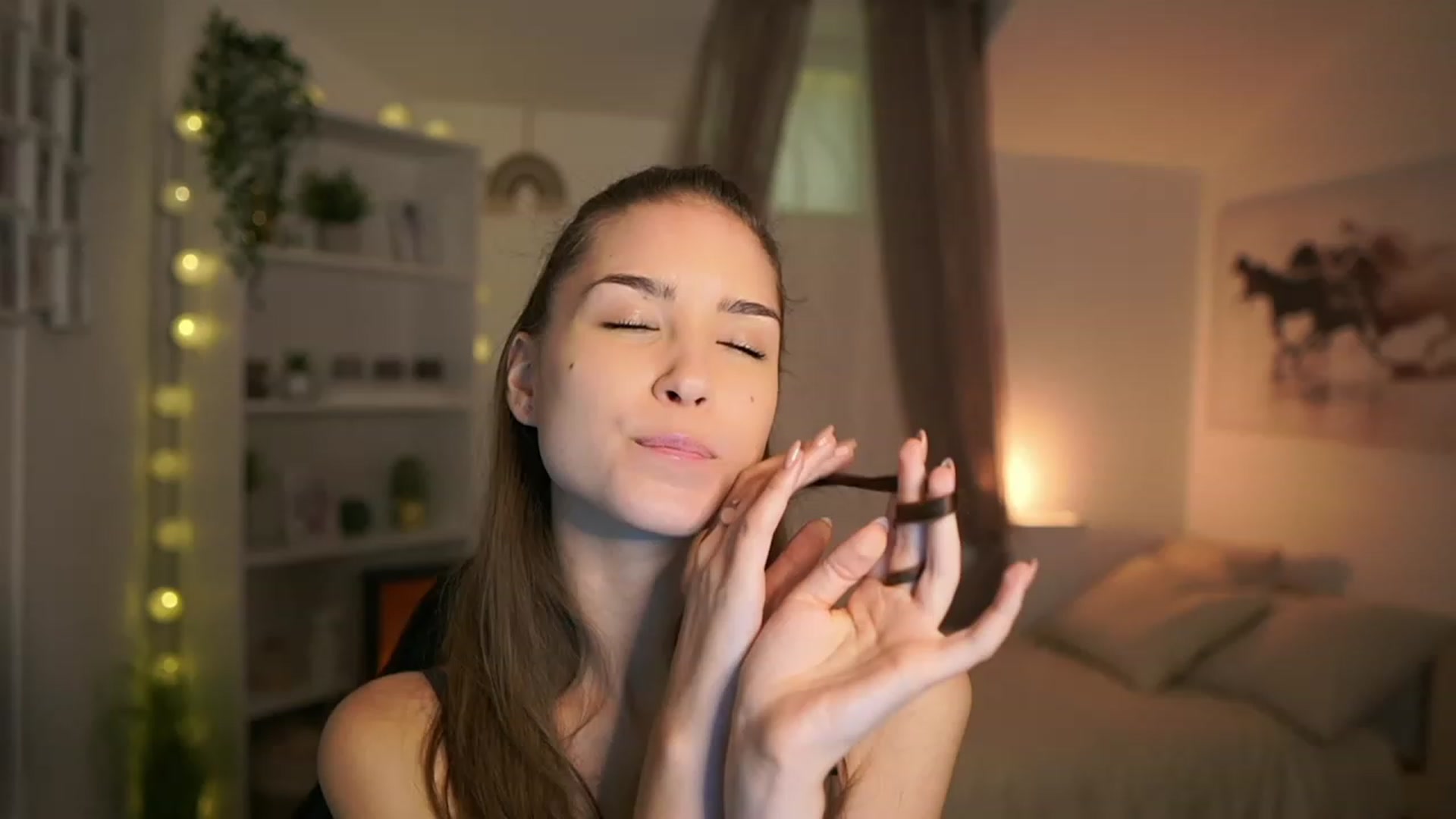 Gallery image thumbnail from Shy_jane's myfreecams stream on, 12/06/2023, 10:53 image 16 of 20