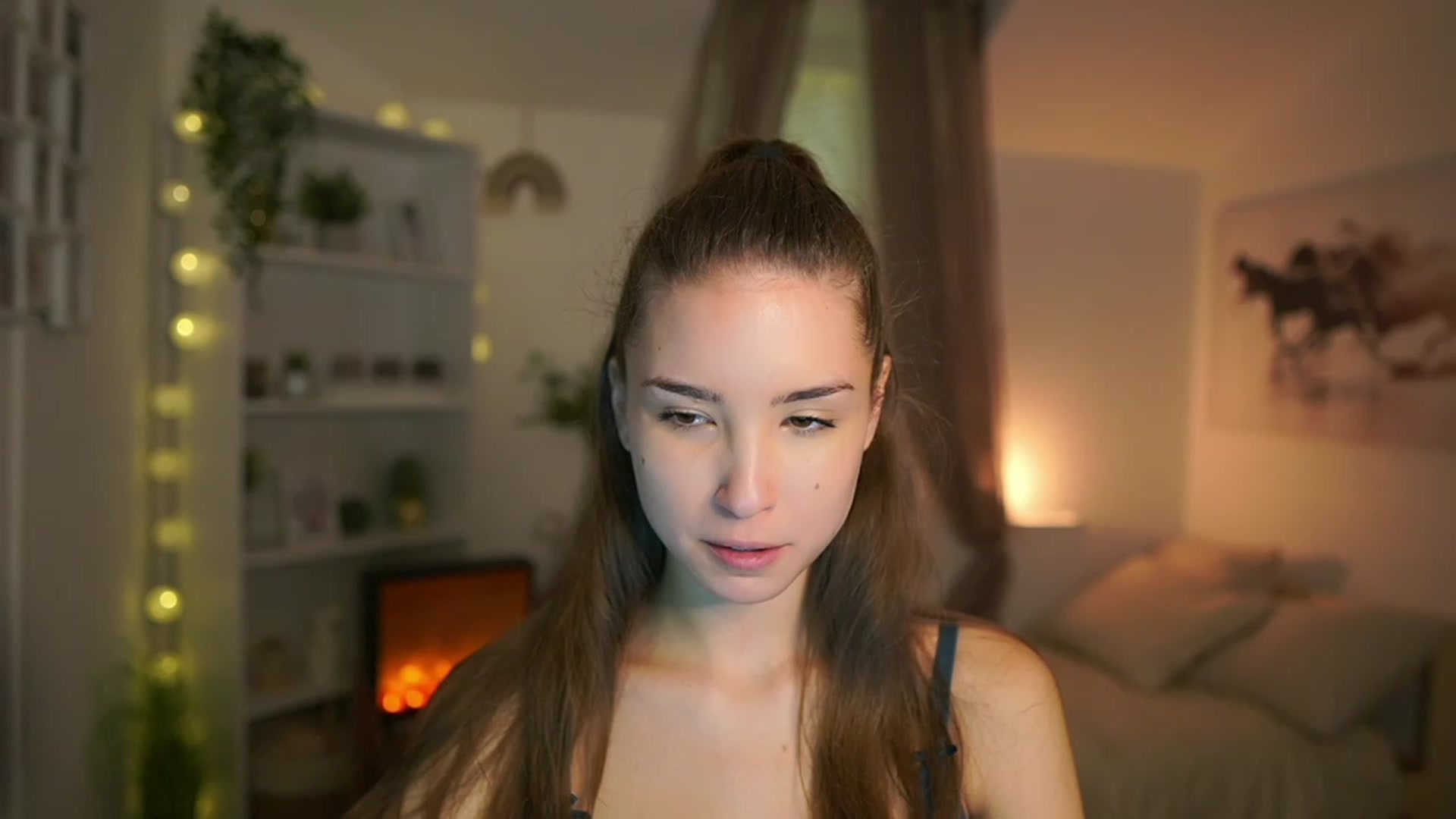 Gallery image thumbnail from Shy_jane's myfreecams stream on, 12/06/2023, 12:43 image 10 of 20