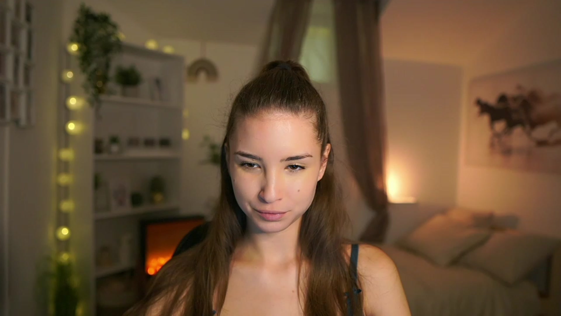Gallery image thumbnail from Shy_jane's myfreecams stream on, 12/06/2023, 12:43 image 12 of 20