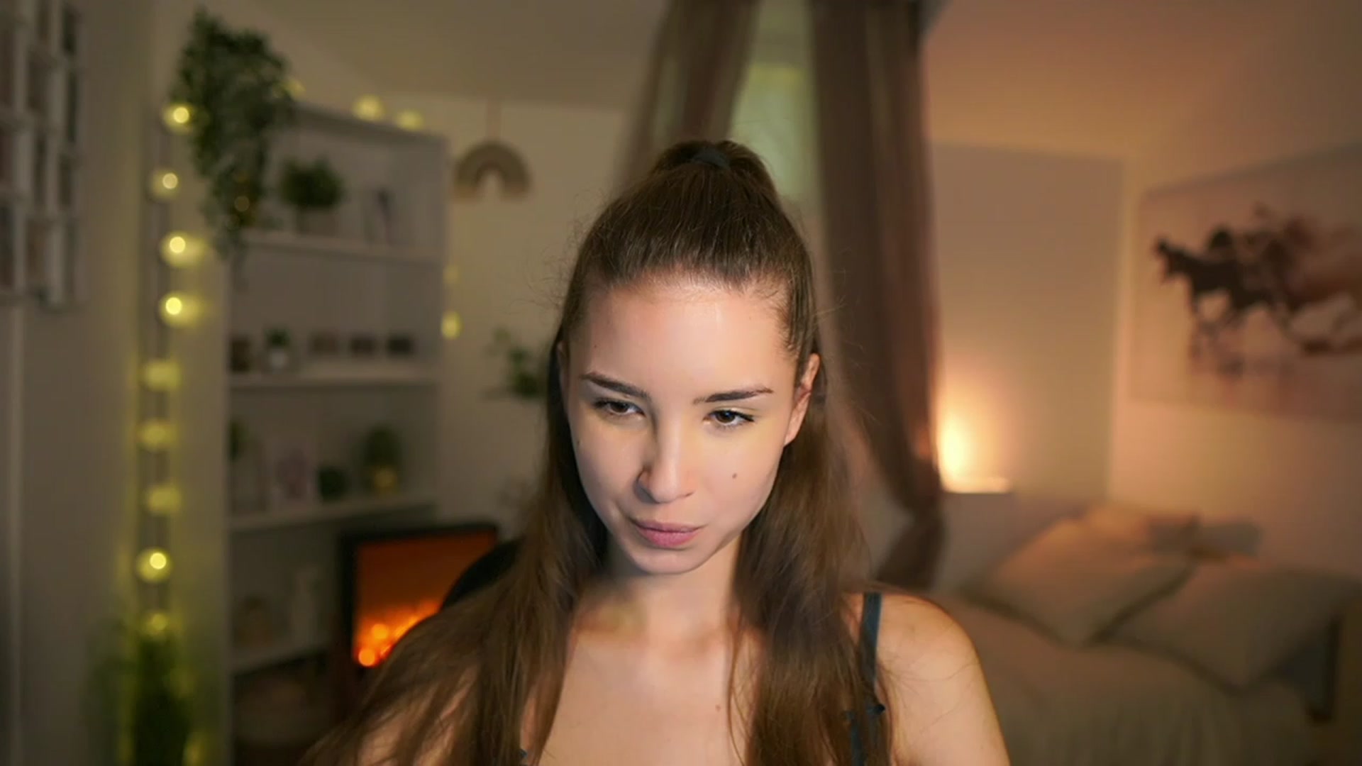 Gallery image thumbnail from Shy_jane's myfreecams stream on, 12/06/2023, 12:43 image 11 of 20