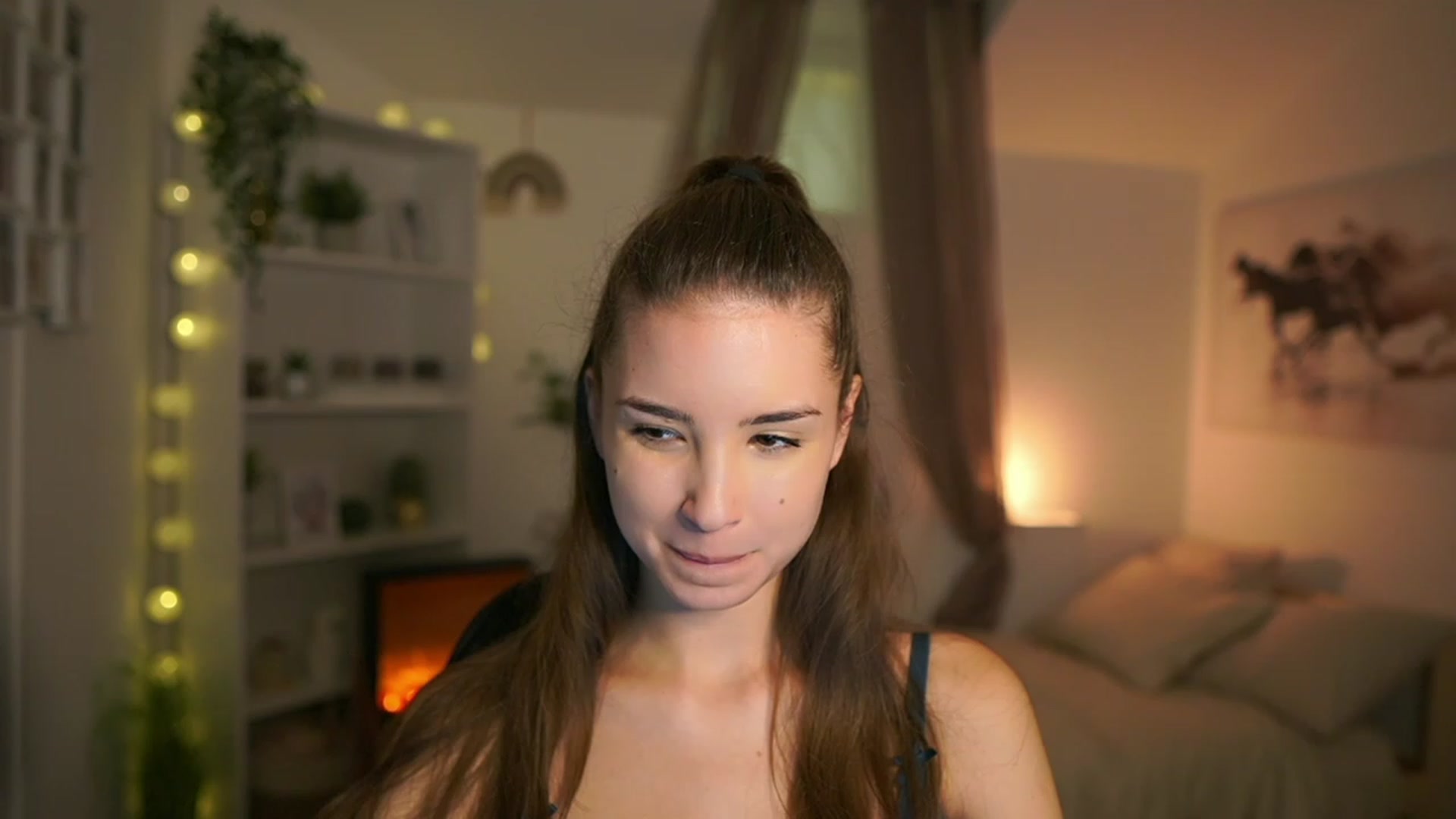 Gallery image thumbnail from Shy_jane's myfreecams stream on, 12/06/2023, 12:43 image 13 of 20