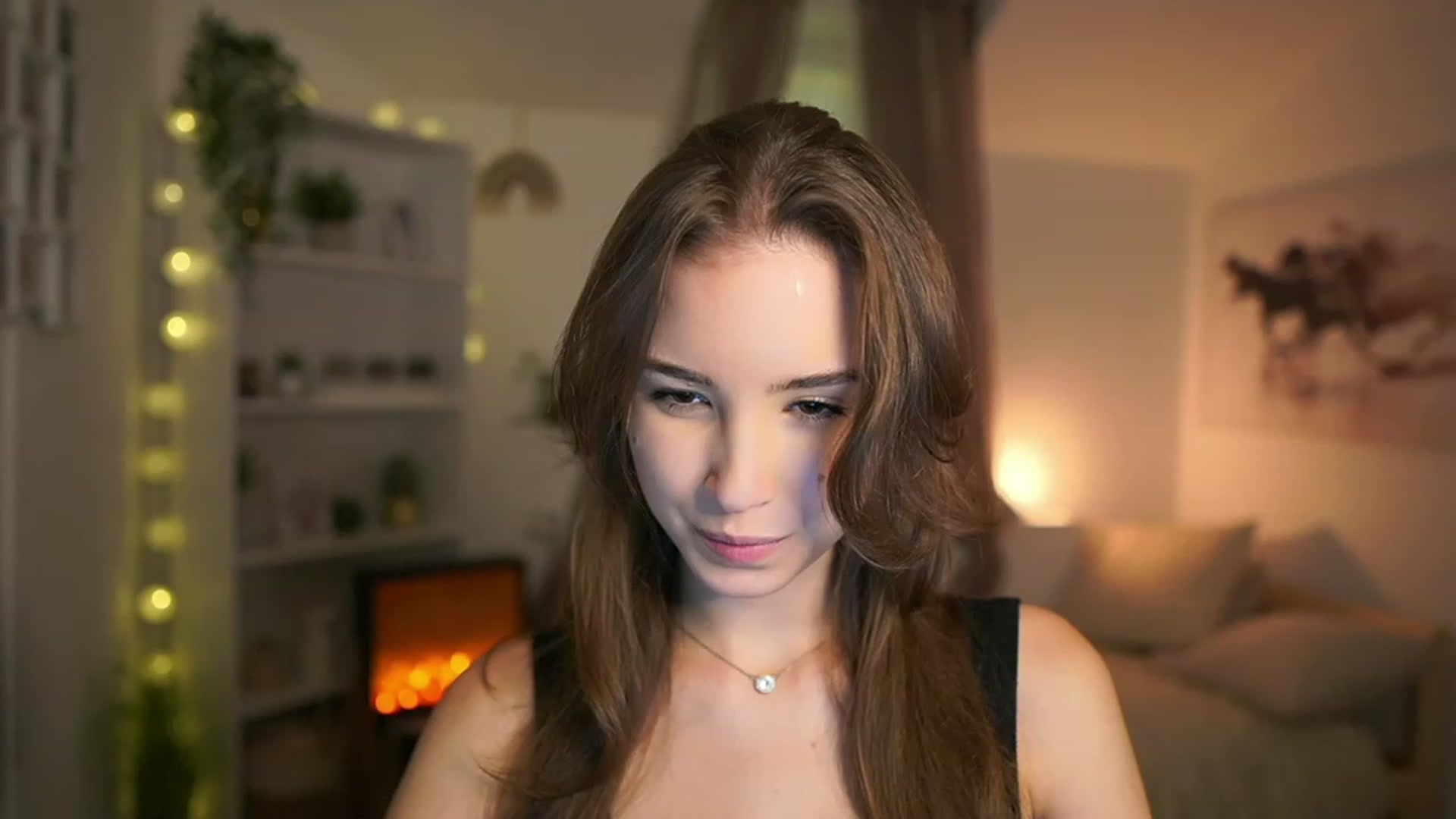 Gallery image thumbnail from Shy_jane's myfreecams stream on, 12/08/2023, 15:20 image 6 of 20