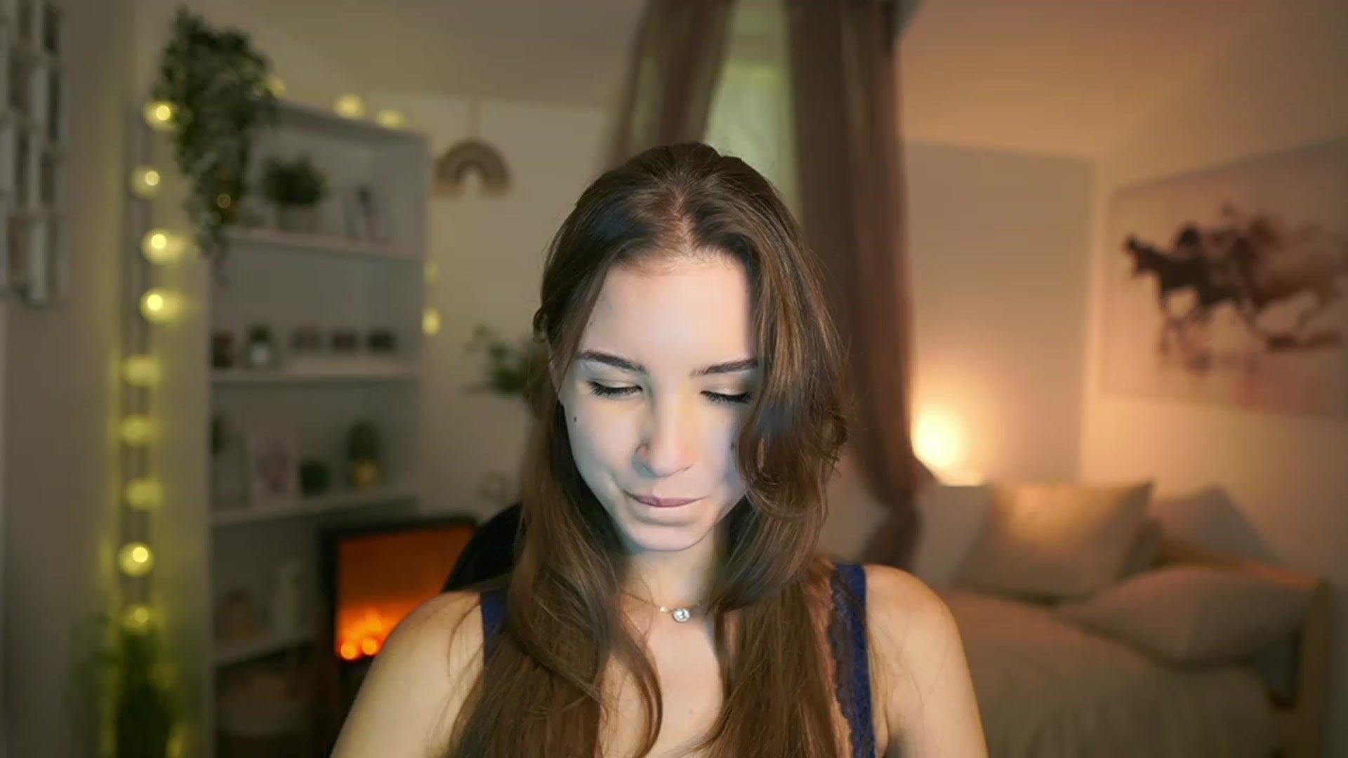 Gallery image thumbnail from Shy_jane's myfreecams stream on, 12/08/2023, 17:30 image 15 of 20