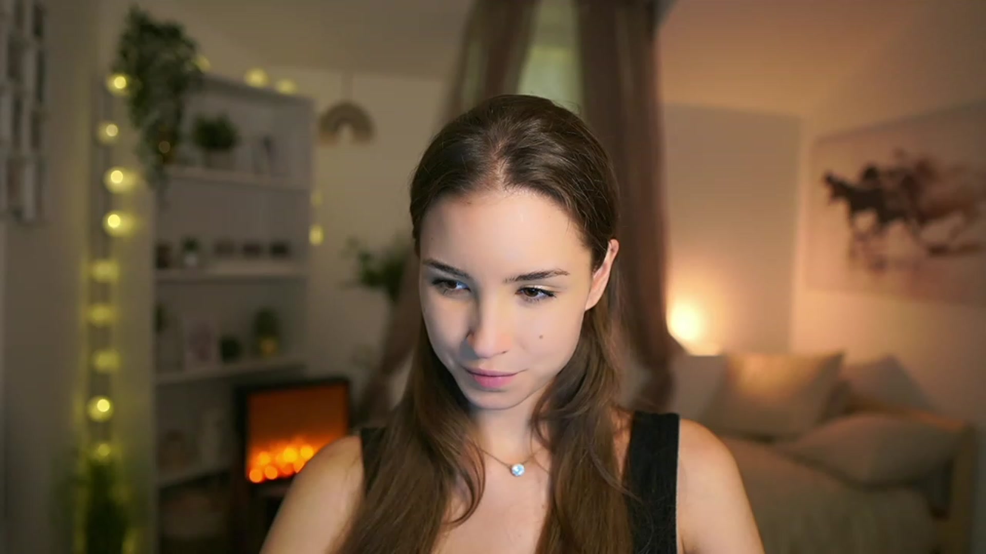 Gallery image thumbnail from Shy_jane's myfreecams stream on, 12/08/2023, 17:57 image 9 of 20