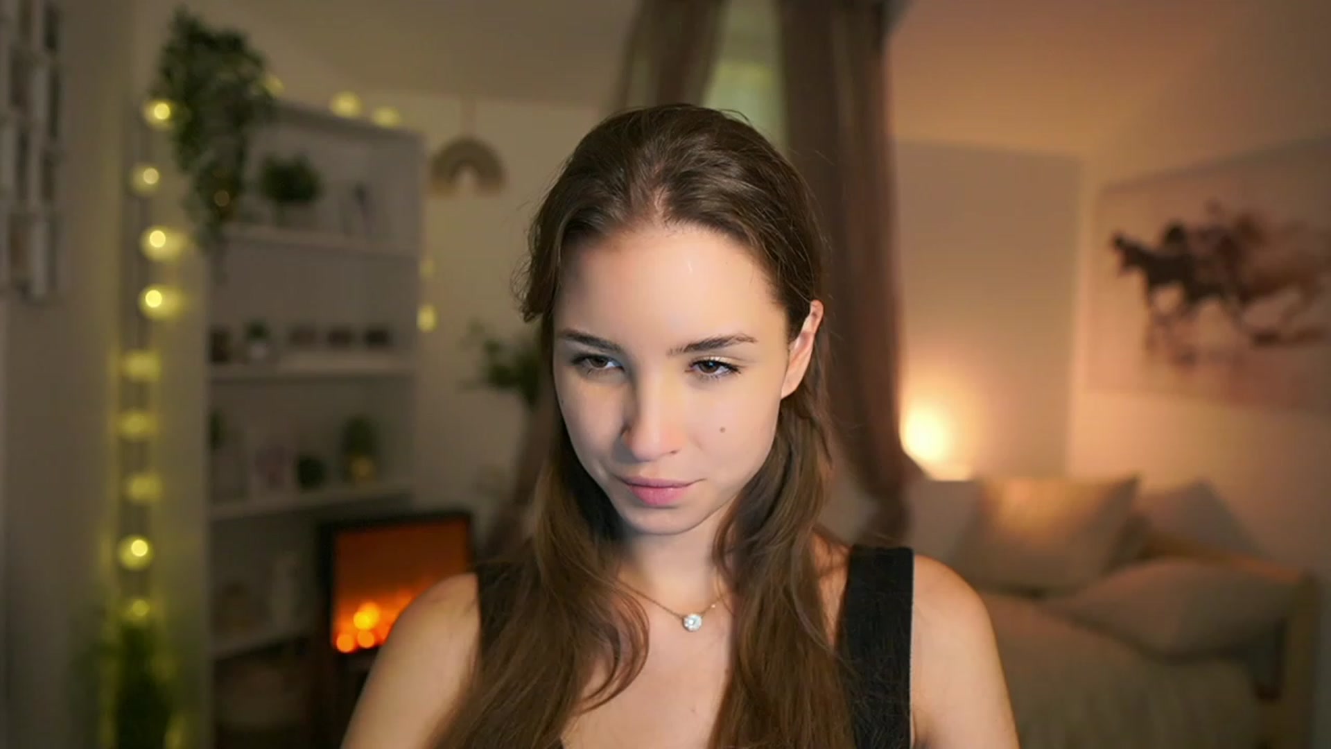 Gallery image thumbnail from Shy_jane's myfreecams stream on, 12/08/2023, 17:57 image 2 of 20