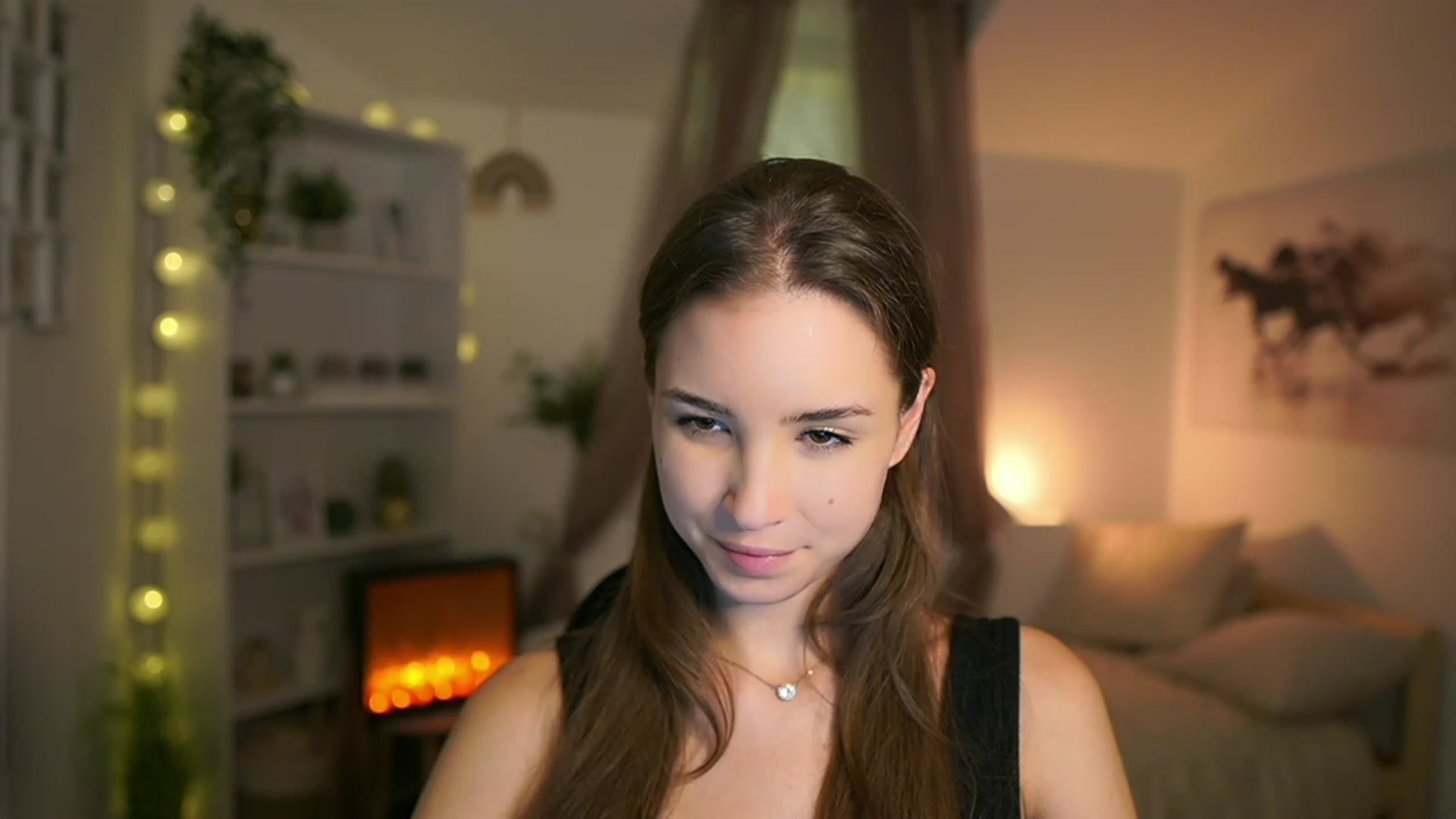 Gallery image thumbnail from Shy_jane's myfreecams stream on, 12/08/2023, 17:57 image 18 of 20