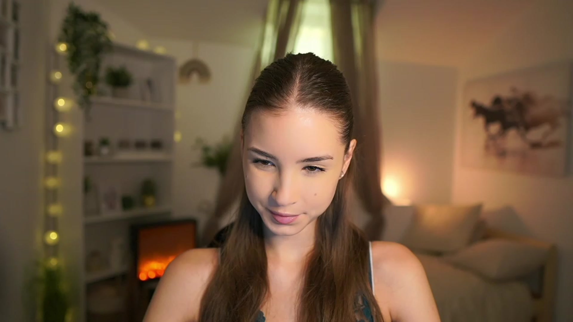 Gallery image thumbnail from Shy_jane's myfreecams stream on, 12/10/2023, 10:27 image 1 of 20