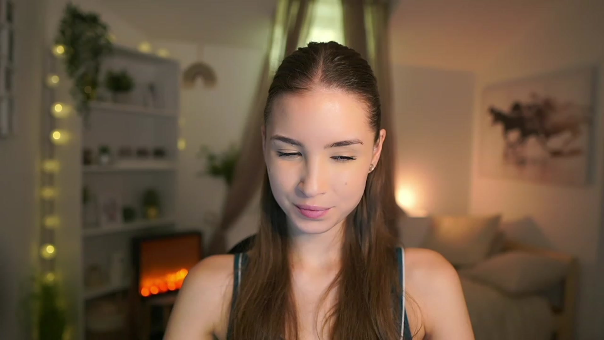 Gallery image thumbnail from Shy_jane's myfreecams stream on, 12/10/2023, 12:57 image 18 of 20