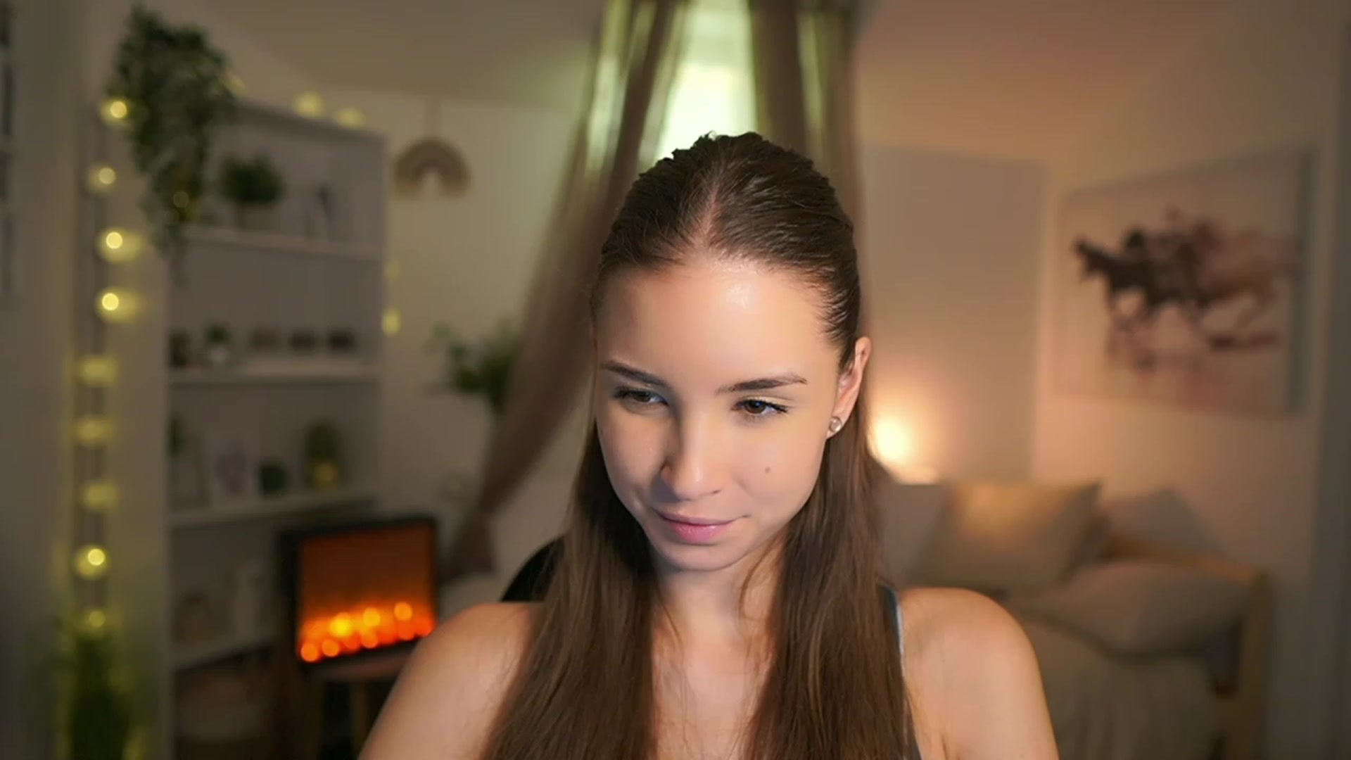Gallery image thumbnail from Shy_jane's myfreecams stream on, 12/10/2023, 17:24 image 6 of 20