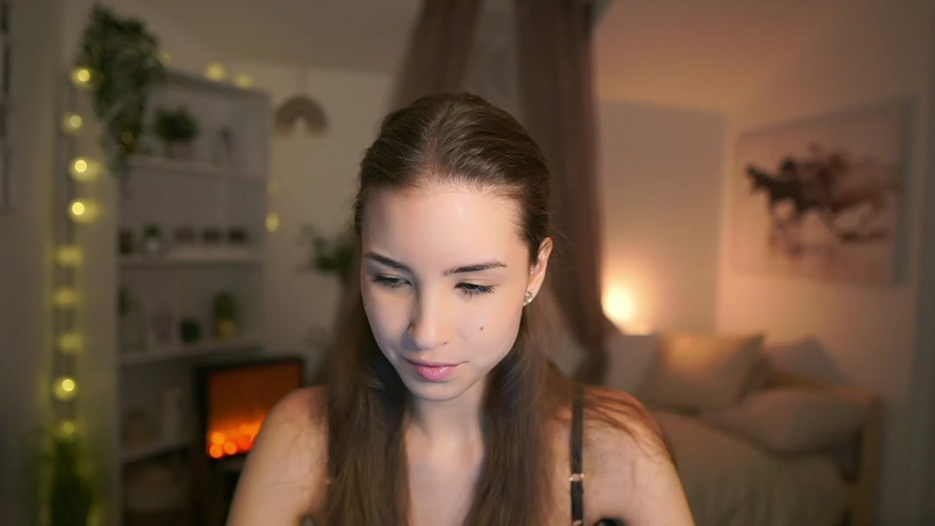 Gallery image thumbnail from Shy_jane's myfreecams stream on, 12/11/2023, 14:43 image 14 of 20