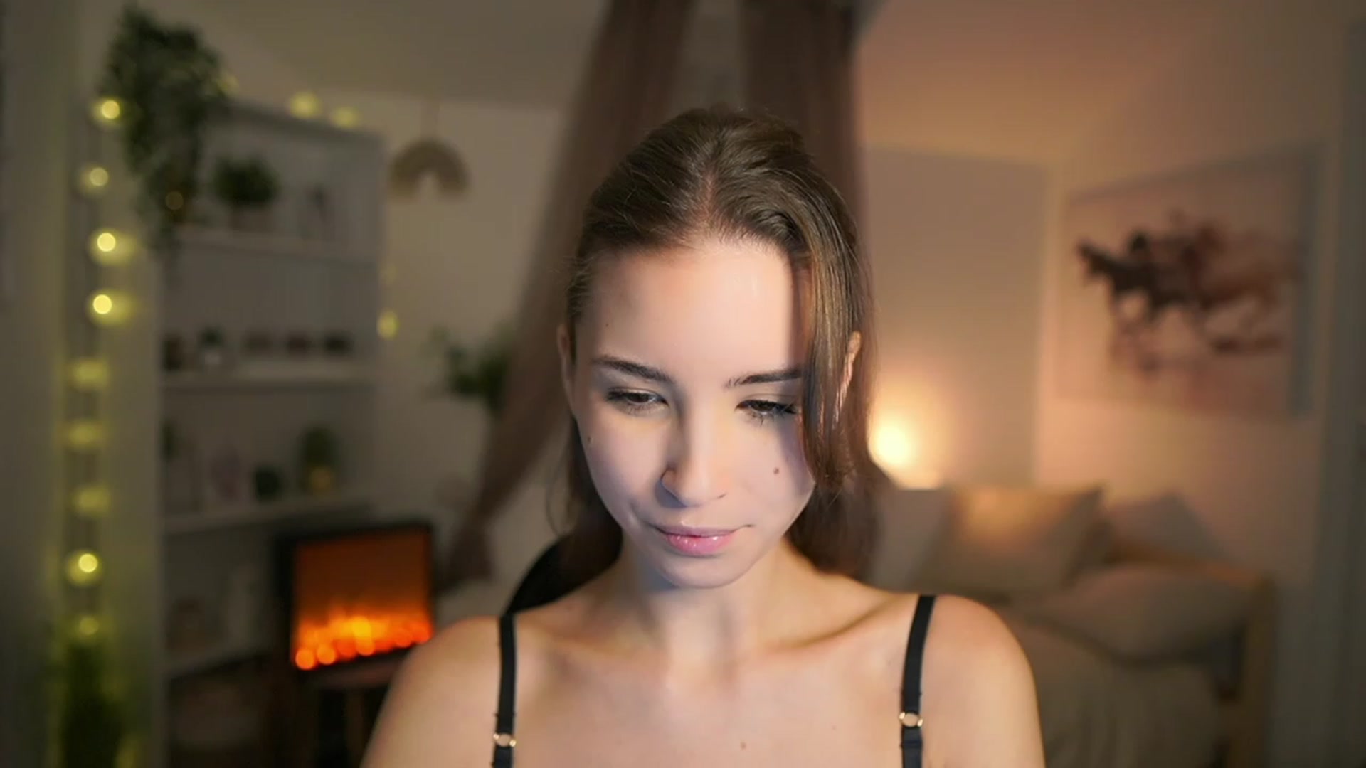Gallery image thumbnail from Shy_jane's myfreecams stream on, 12/11/2023, 16:07 image 1 of 20