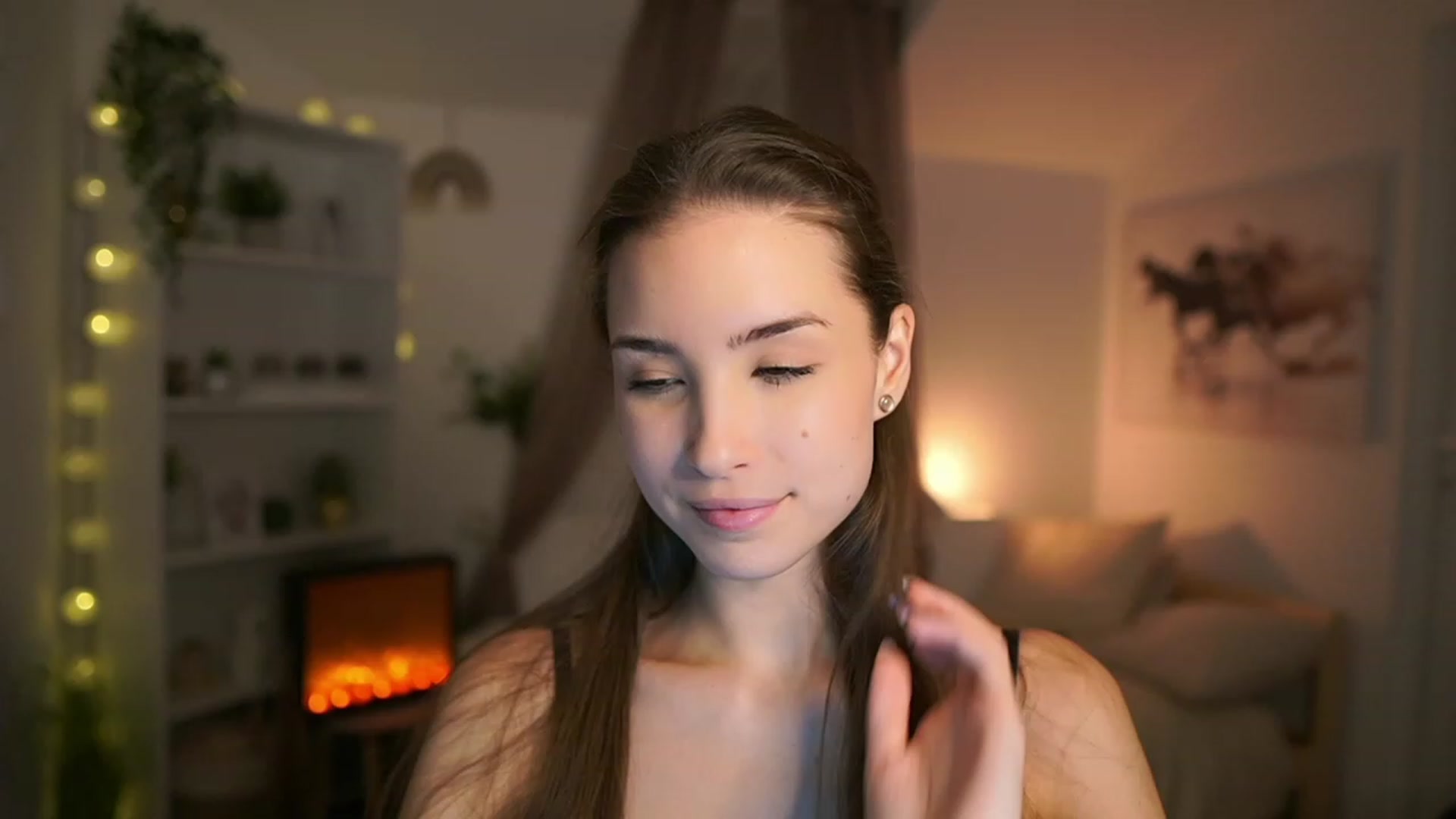 Gallery image thumbnail from Shy_jane's myfreecams stream on, 12/11/2023, 17:04 image 10 of 20
