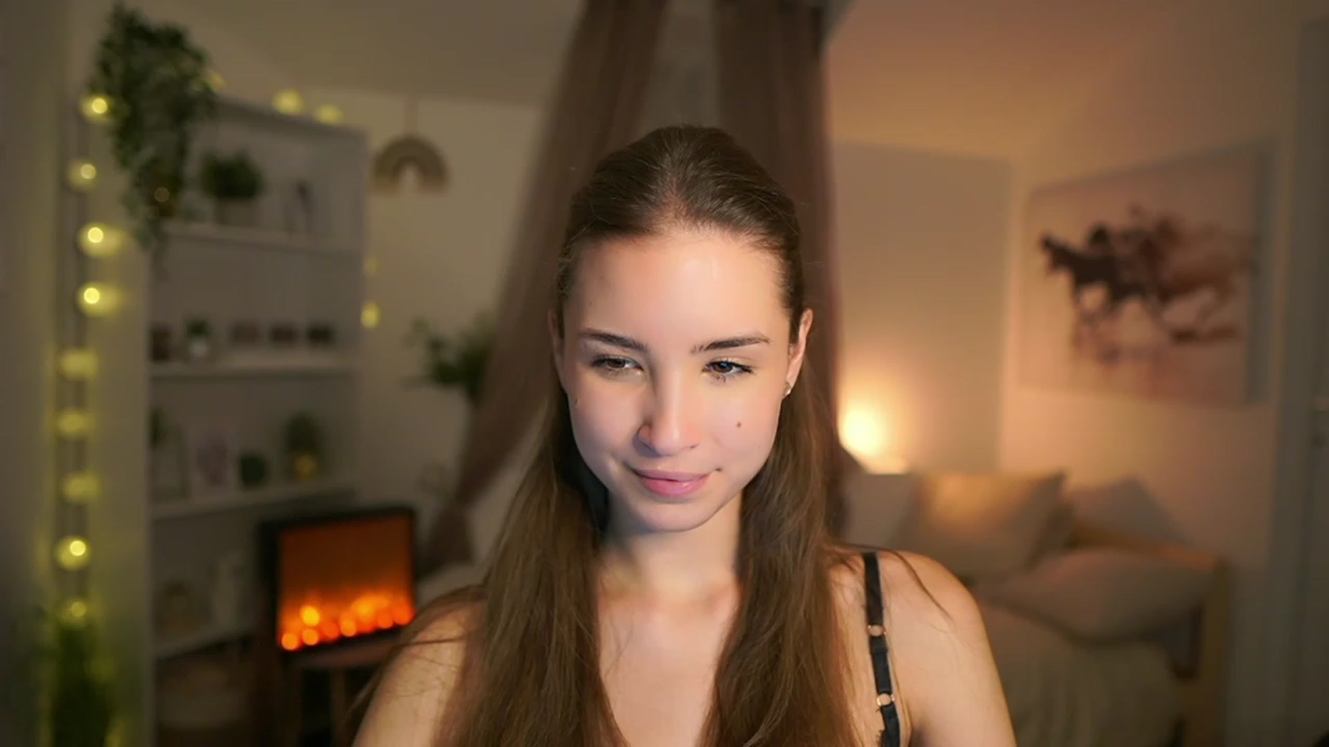 Gallery image thumbnail from Shy_jane's myfreecams stream on, 12/11/2023, 18:46 image 18 of 20