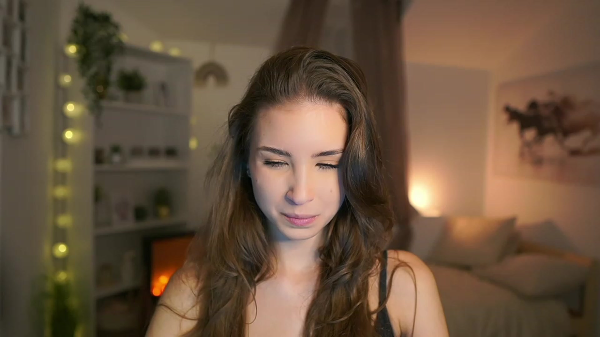 Gallery image thumbnail from Shy_jane's myfreecams stream on, 12/12/2023, 11:25 image 13 of 20