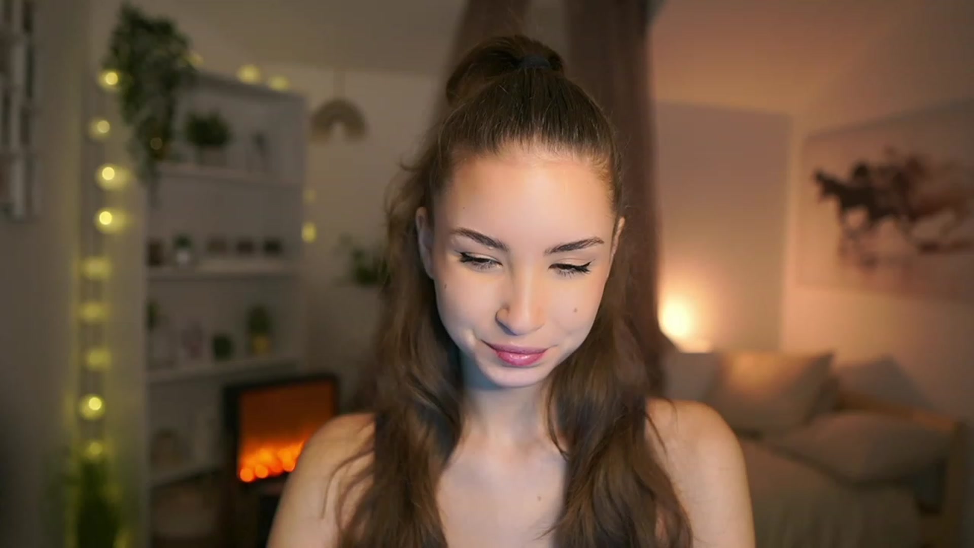 Gallery image thumbnail from Shy_jane's myfreecams stream on, 12/17/2023, 10:24 image 11 of 20
