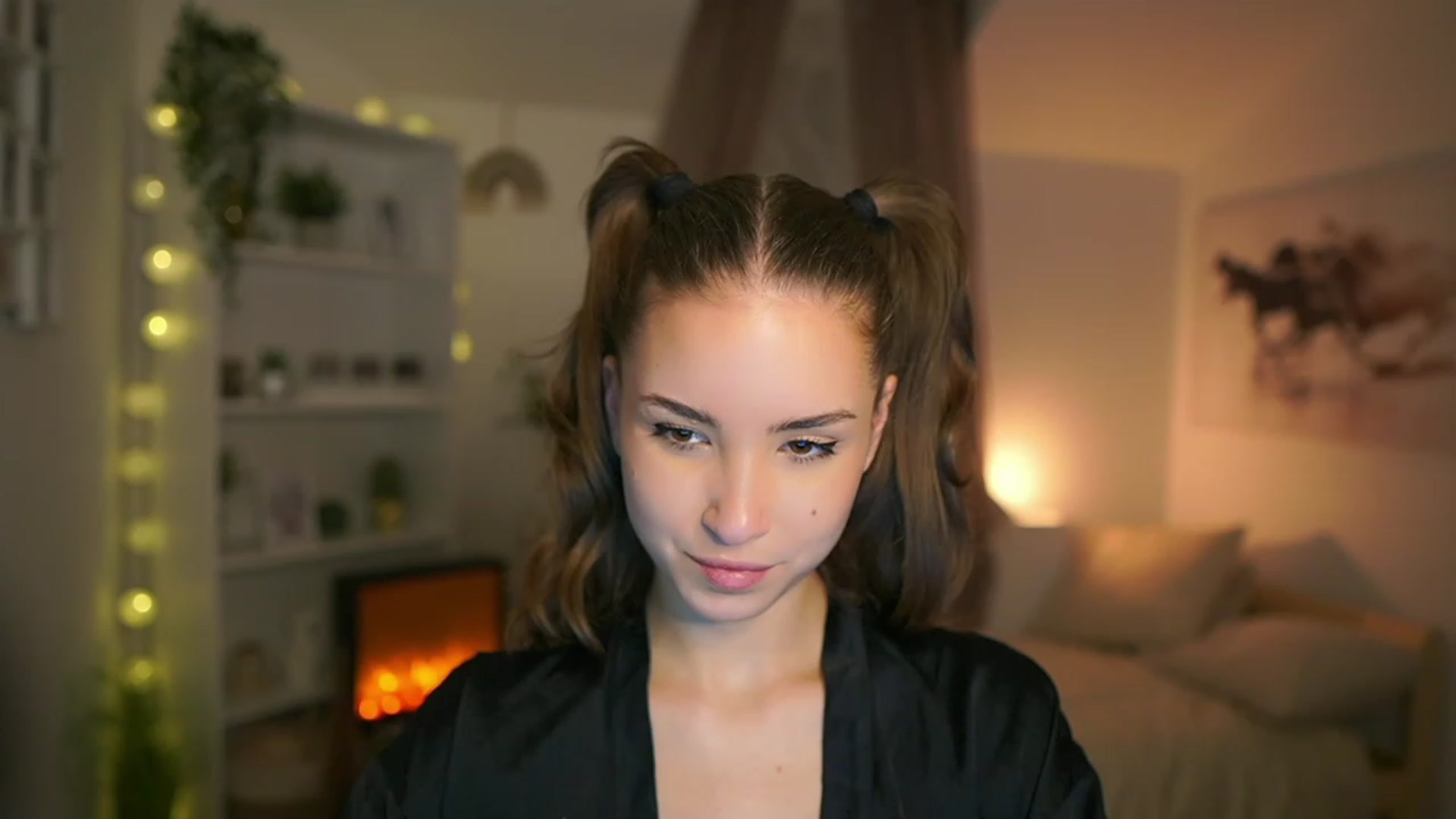 Gallery image thumbnail from Shy_jane's myfreecams stream on, 12/17/2023, 16:11 image 6 of 20