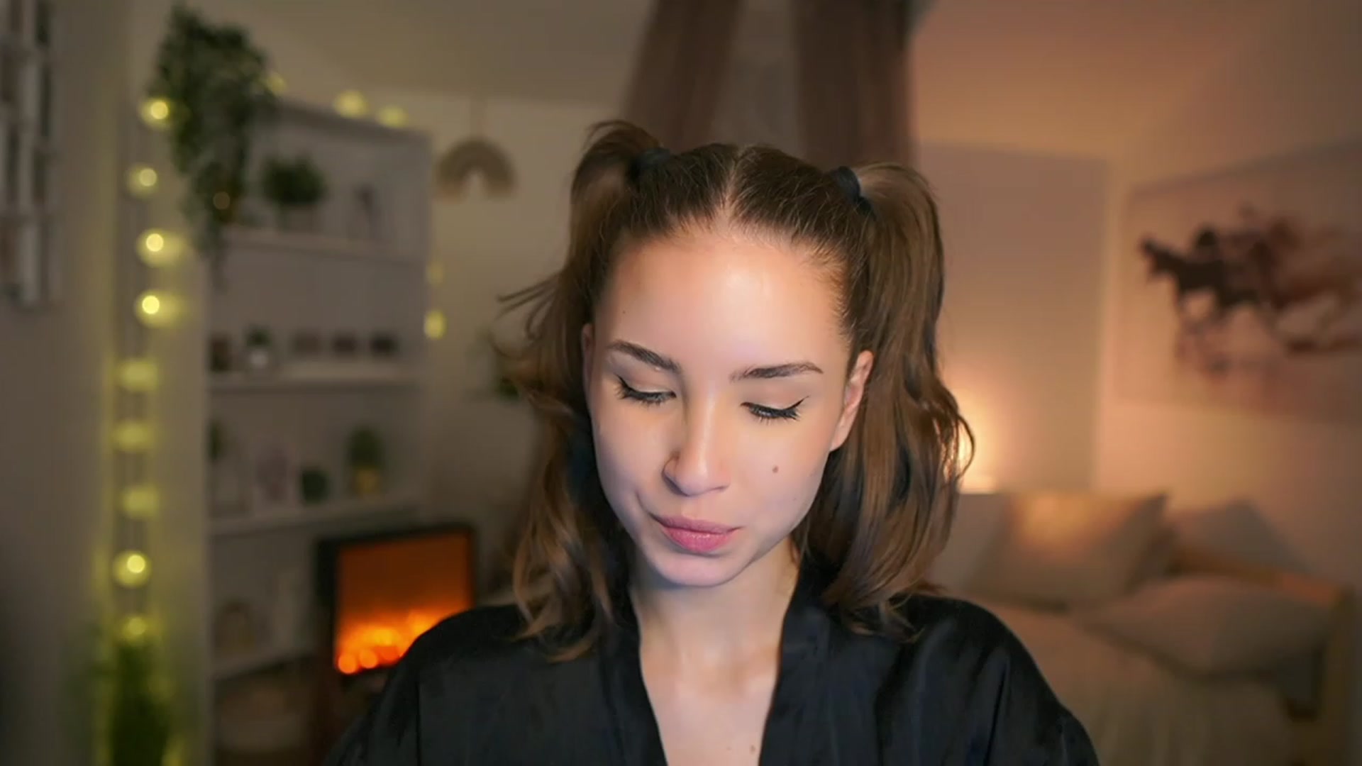 Gallery image thumbnail from Shy_jane's myfreecams stream on, 12/17/2023, 18:14 image 5 of 20