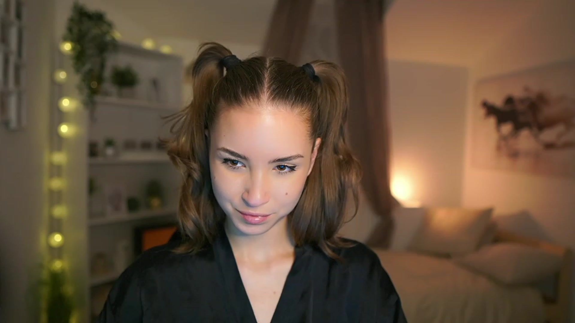 Gallery image thumbnail from Shy_jane's myfreecams stream on, 12/17/2023, 18:14 image 2 of 20