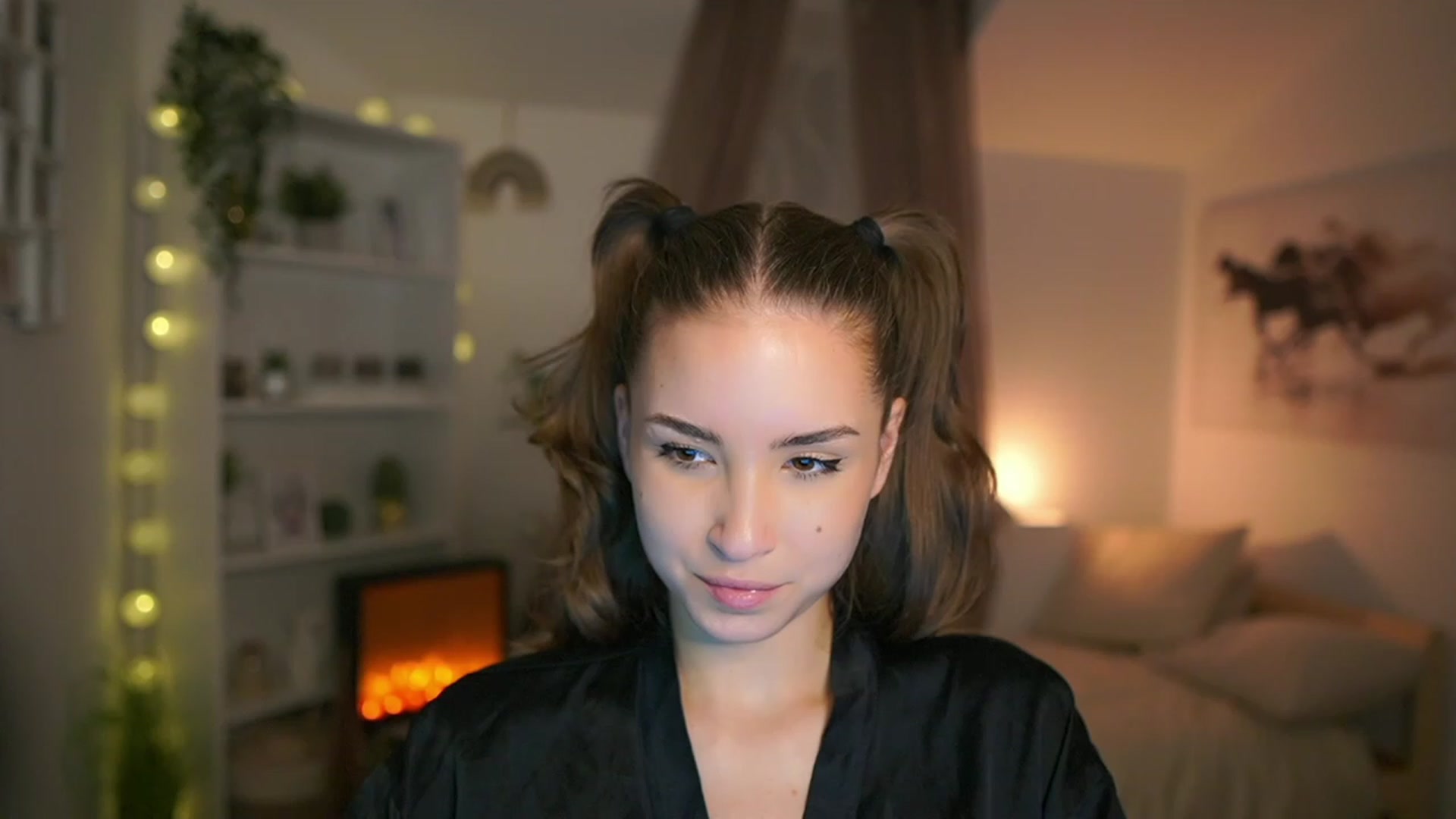 Gallery image thumbnail from Shy_jane's myfreecams stream on, 12/17/2023, 18:14 image 7 of 20