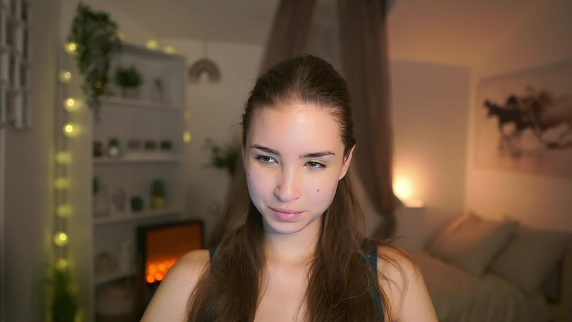 Gallery image thumbnail from Shy_jane's myfreecams stream on, 12/19/2023, 17:51 image 3 of 20