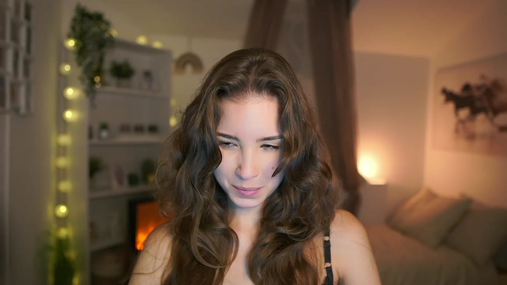 Gallery image thumbnail from Shy_jane's myfreecams stream on, 12/21/2023, 15:49 image 7 of 20