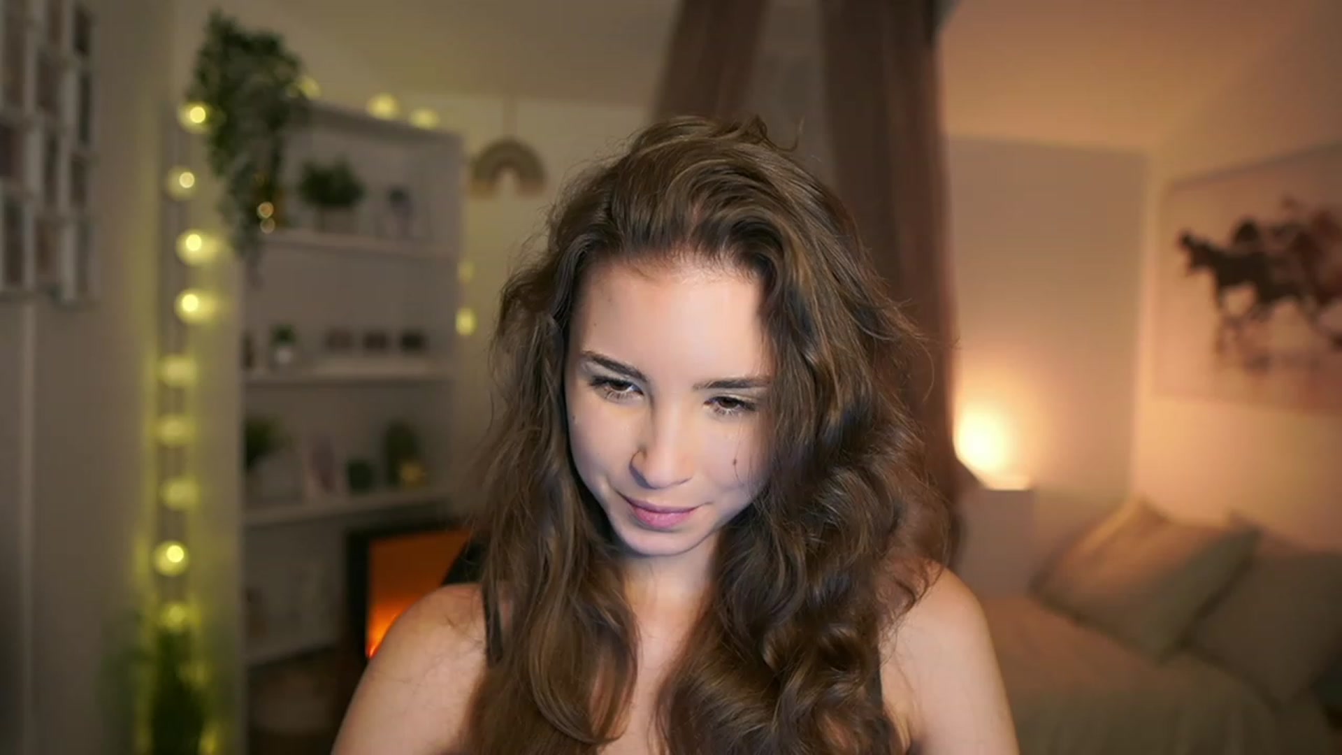 Gallery image thumbnail from Shy_jane's myfreecams stream on, 12/21/2023, 15:49 image 1 of 20