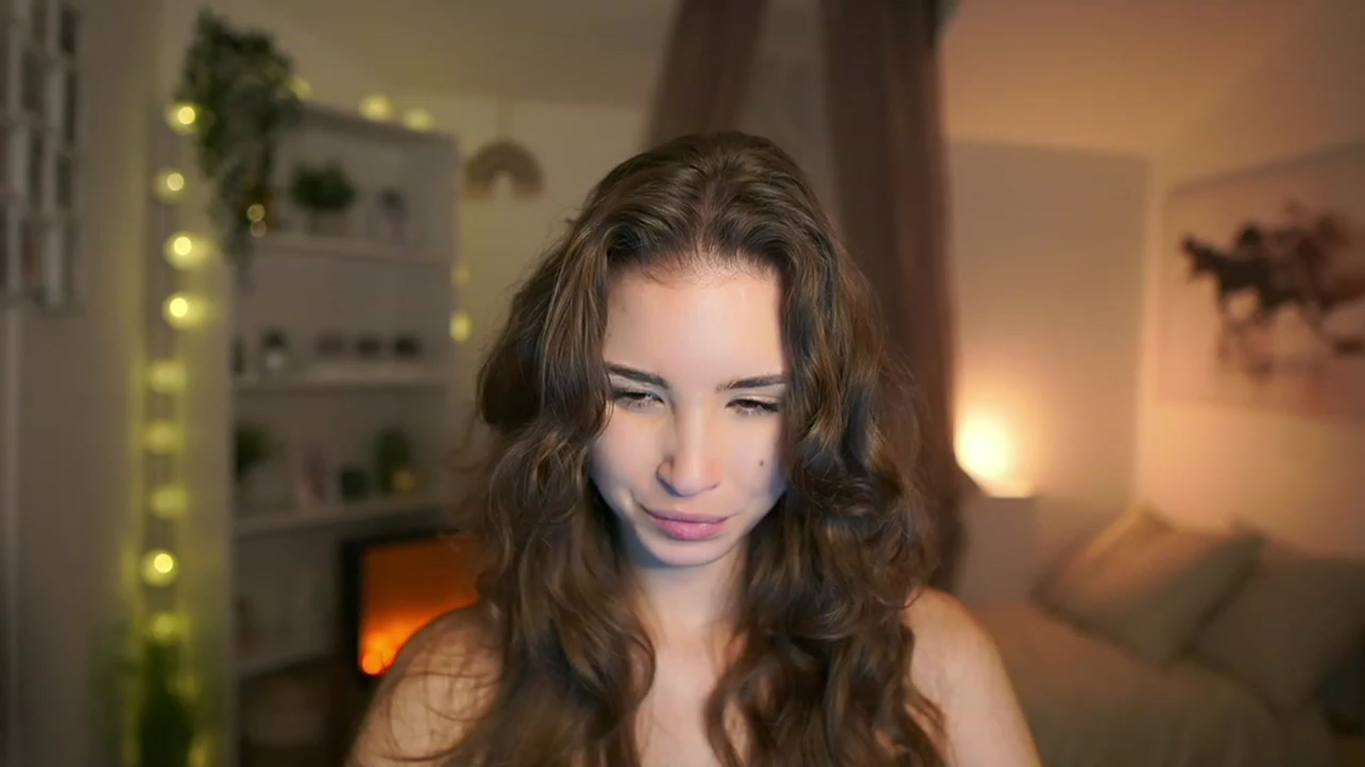 Gallery image thumbnail from Shy_jane's myfreecams stream on, 12/21/2023, 16:15 image 4 of 20