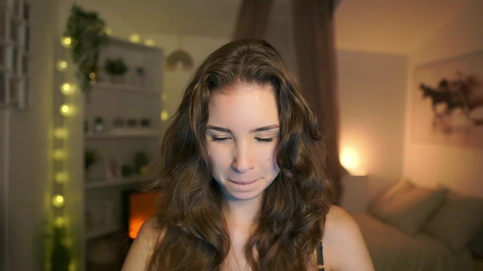 Gallery image thumbnail from Shy_jane's myfreecams stream on, 12/21/2023, 16:15 image 18 of 20