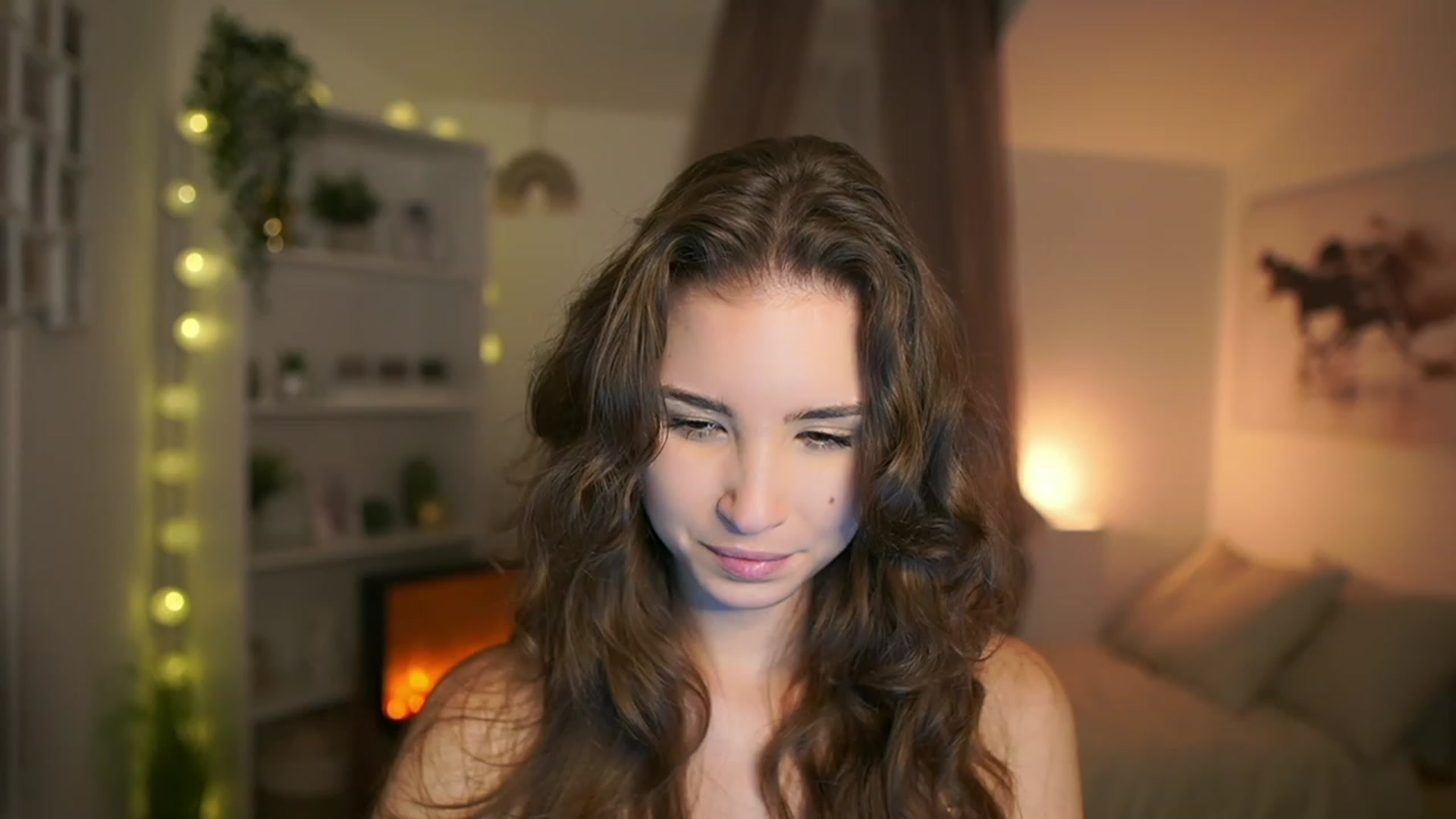 Gallery image thumbnail from Shy_jane's myfreecams stream on, 12/21/2023, 16:15 image 3 of 20